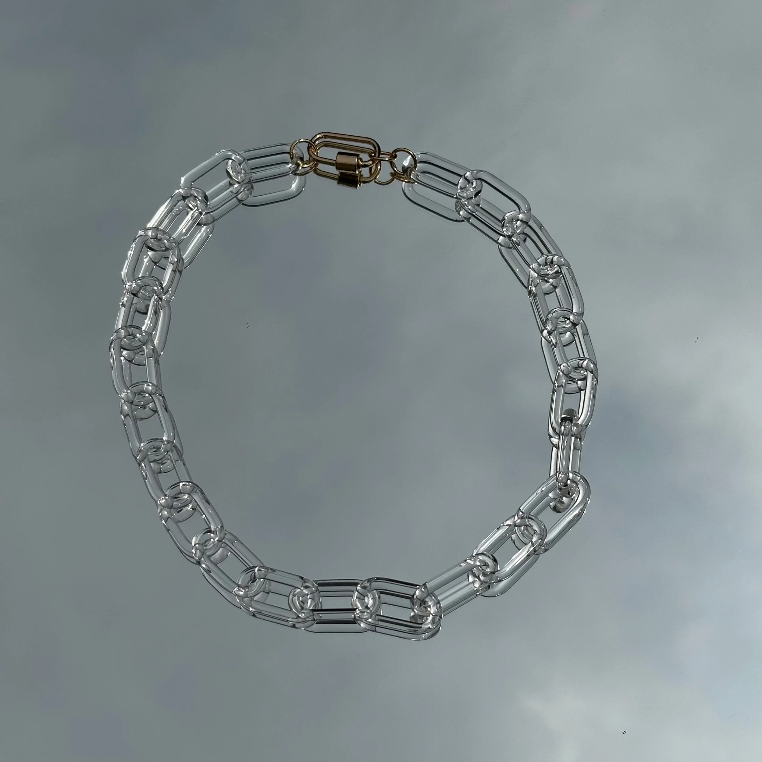 E337517B-44F3-4BC8-964C-B404223BB427