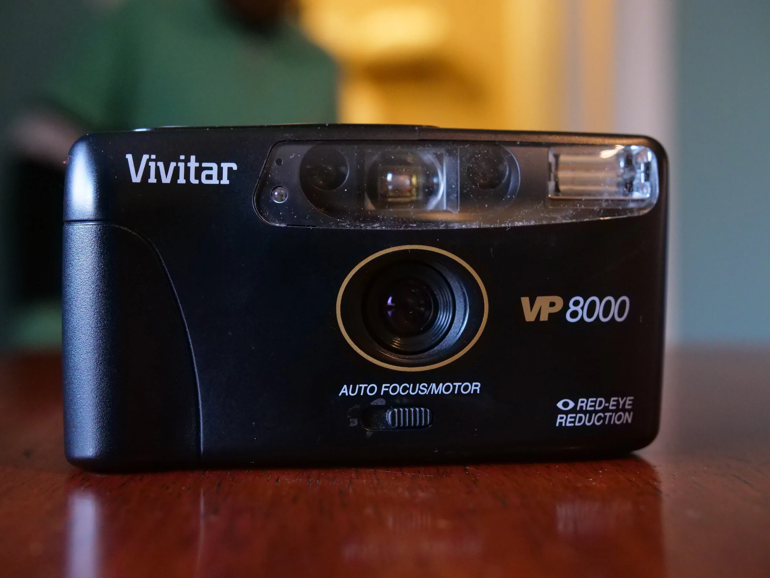 Vivitar VP 8000