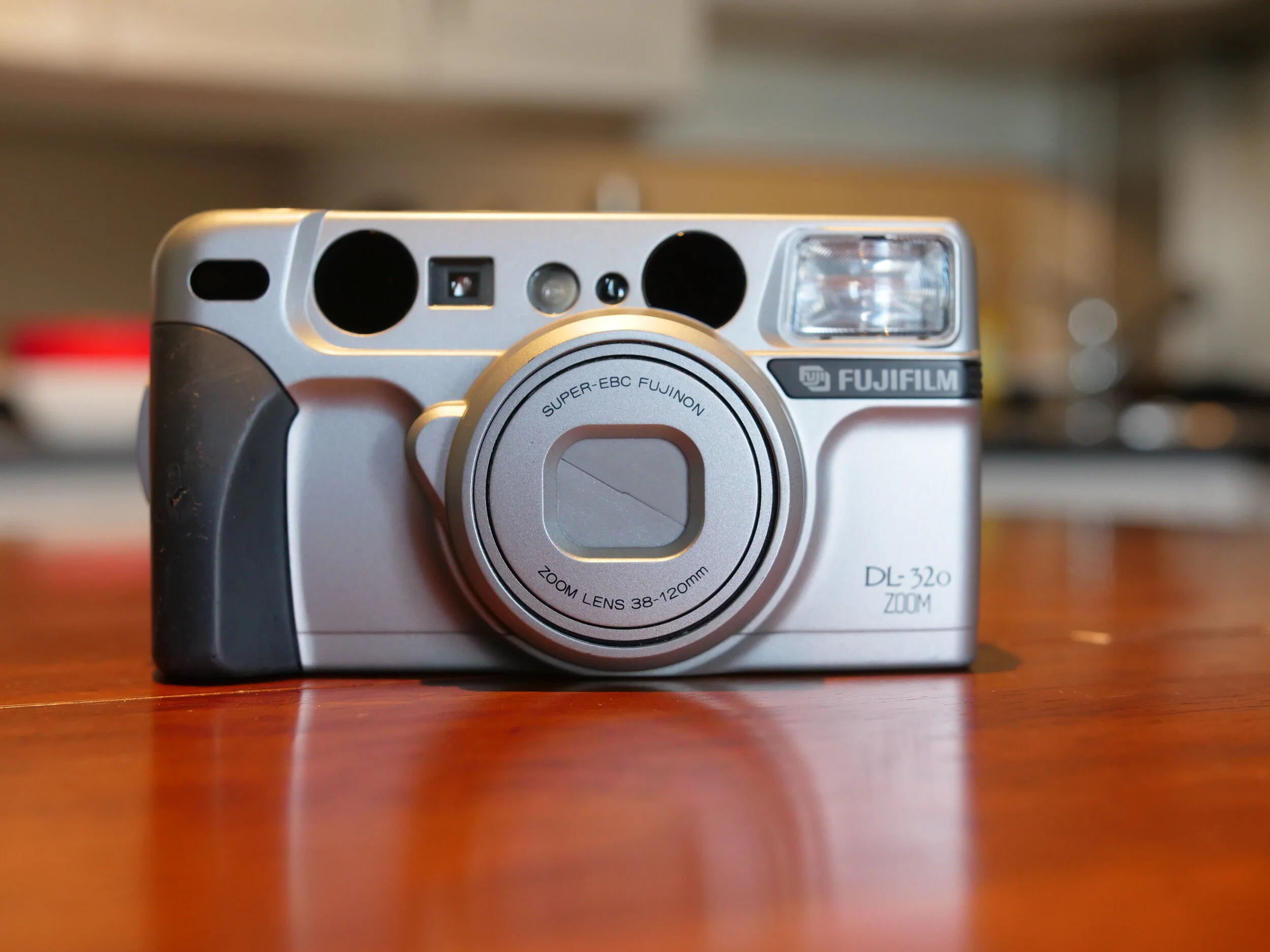 Fujifilm DL 320 Zoom