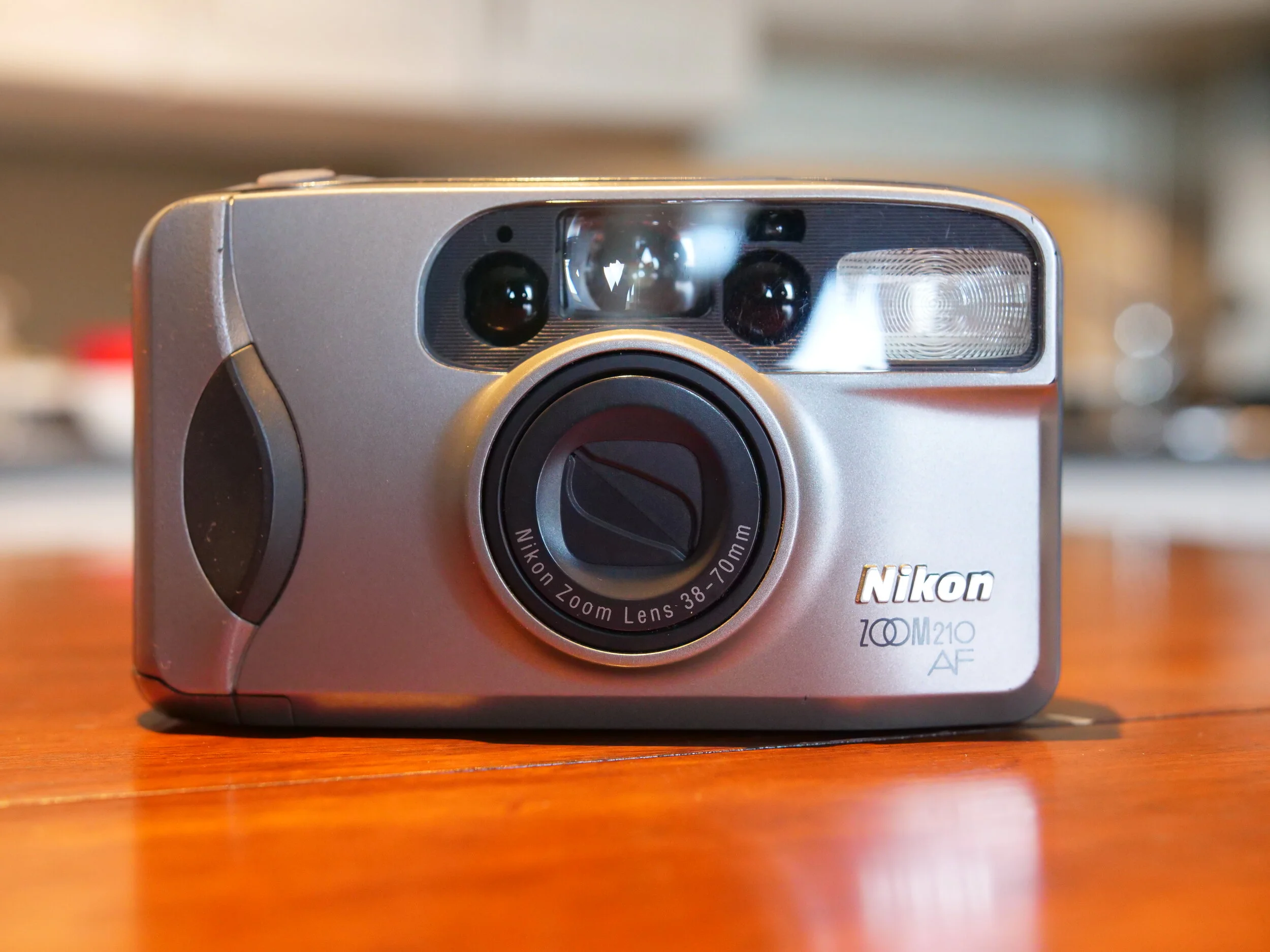 Nikon Zoom M210 AF