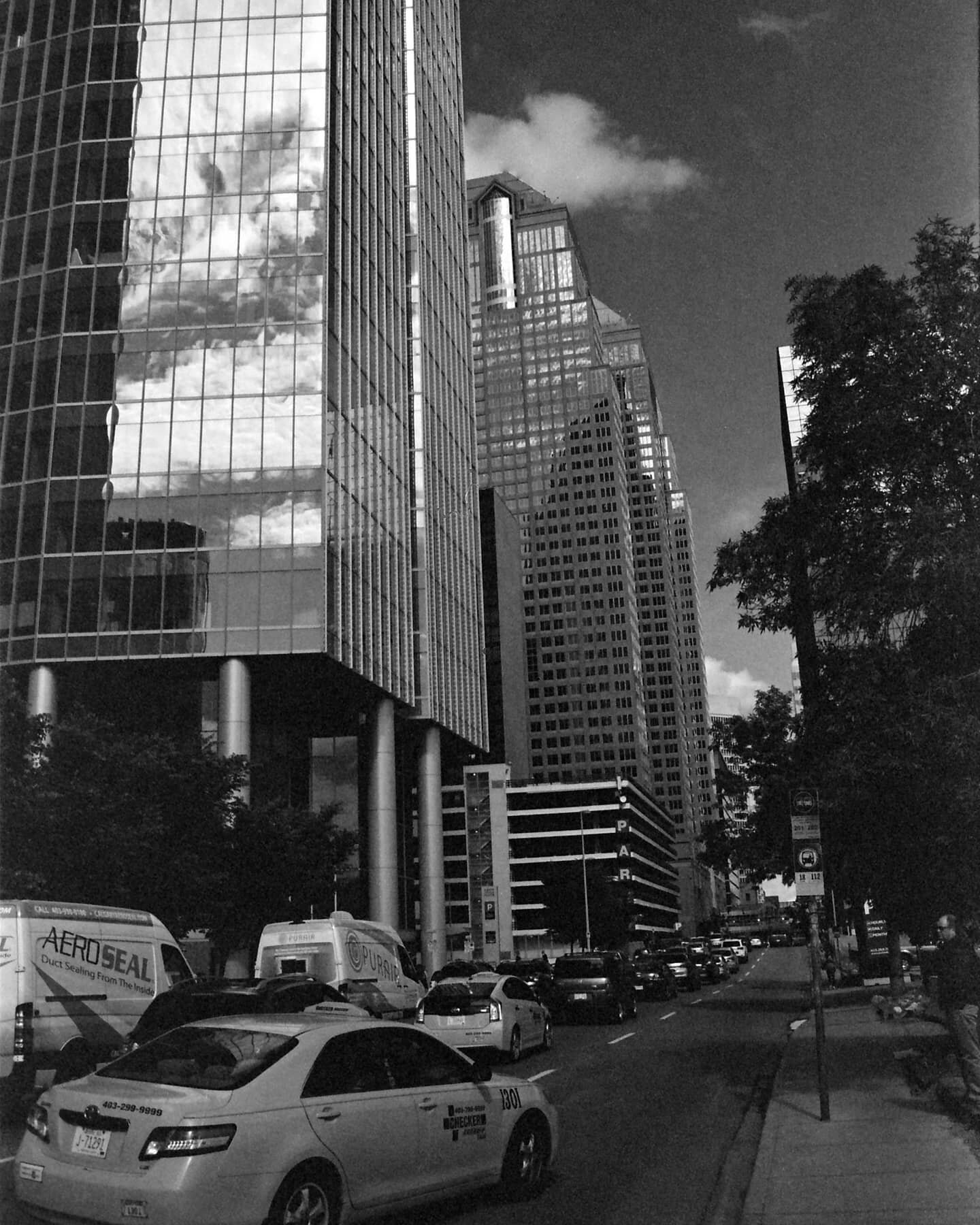 A shot of Calgary, on film. #downtowncalgary #architecture #filmcamera #aristaedu100 #blackandwhite #film #monochrome #filmcamera #landscapephotography #landscape #slr #fullframe #blackandwhitefilm #canoneos650 #filmphotographer #filmphoto #filmphoto