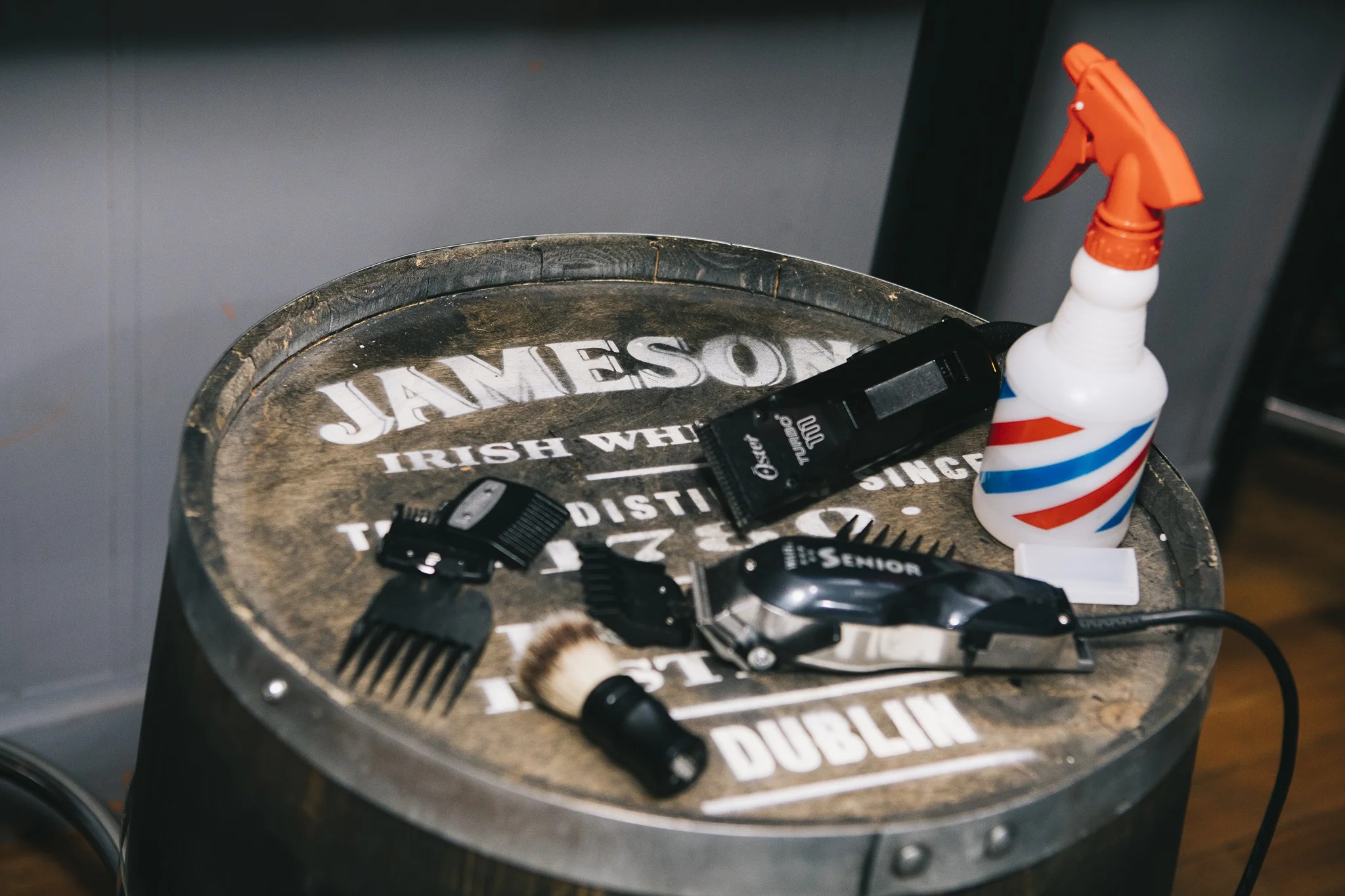 Clippers & Wings