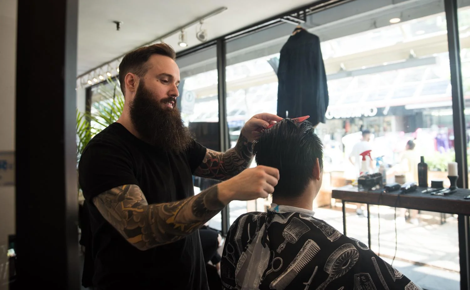 CUTS & TALK @ ARTGANG