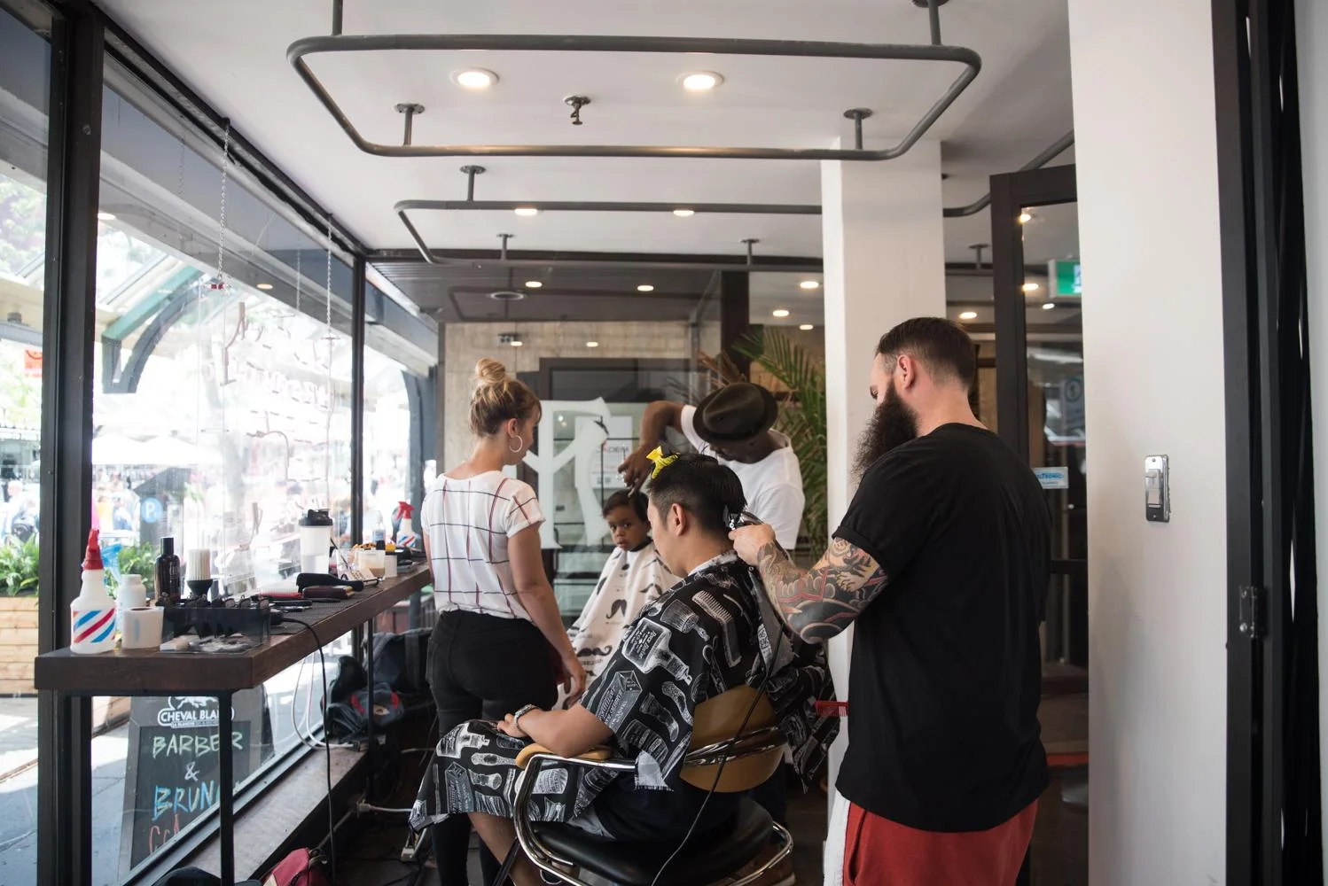CUTS & TALK @ ARTGANG