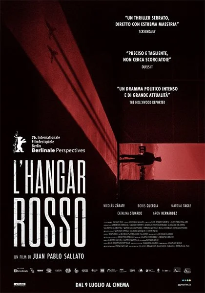 hangar rosso.jpg