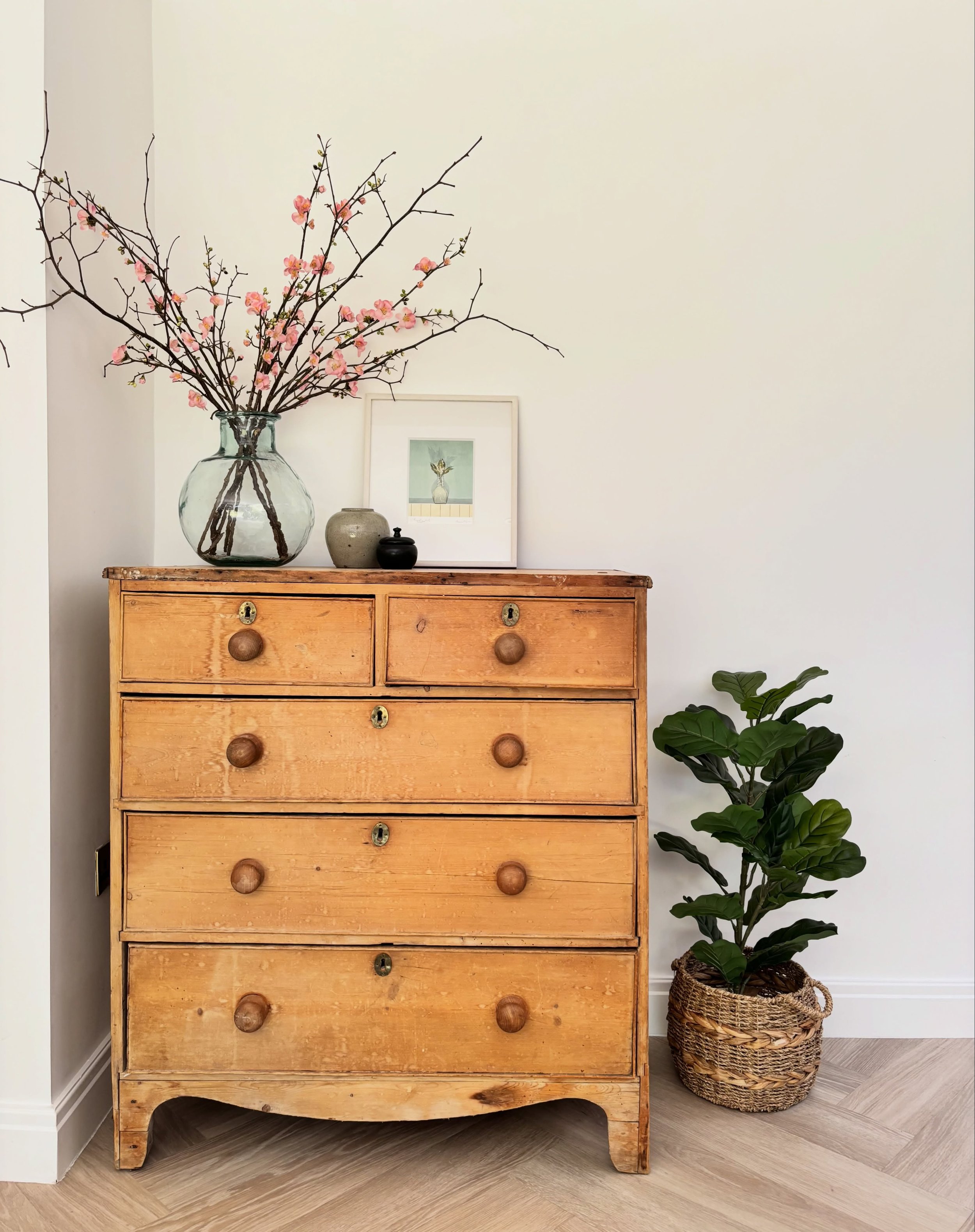Just a corner. No clutter, no kids toys, no work stuff, just pieces you love, coming together to create a little moment.

Styling doesn&rsquo;t have to be complicated. Keep it simple and have fun with it. 

Vary heights, shapes, textures and layer to