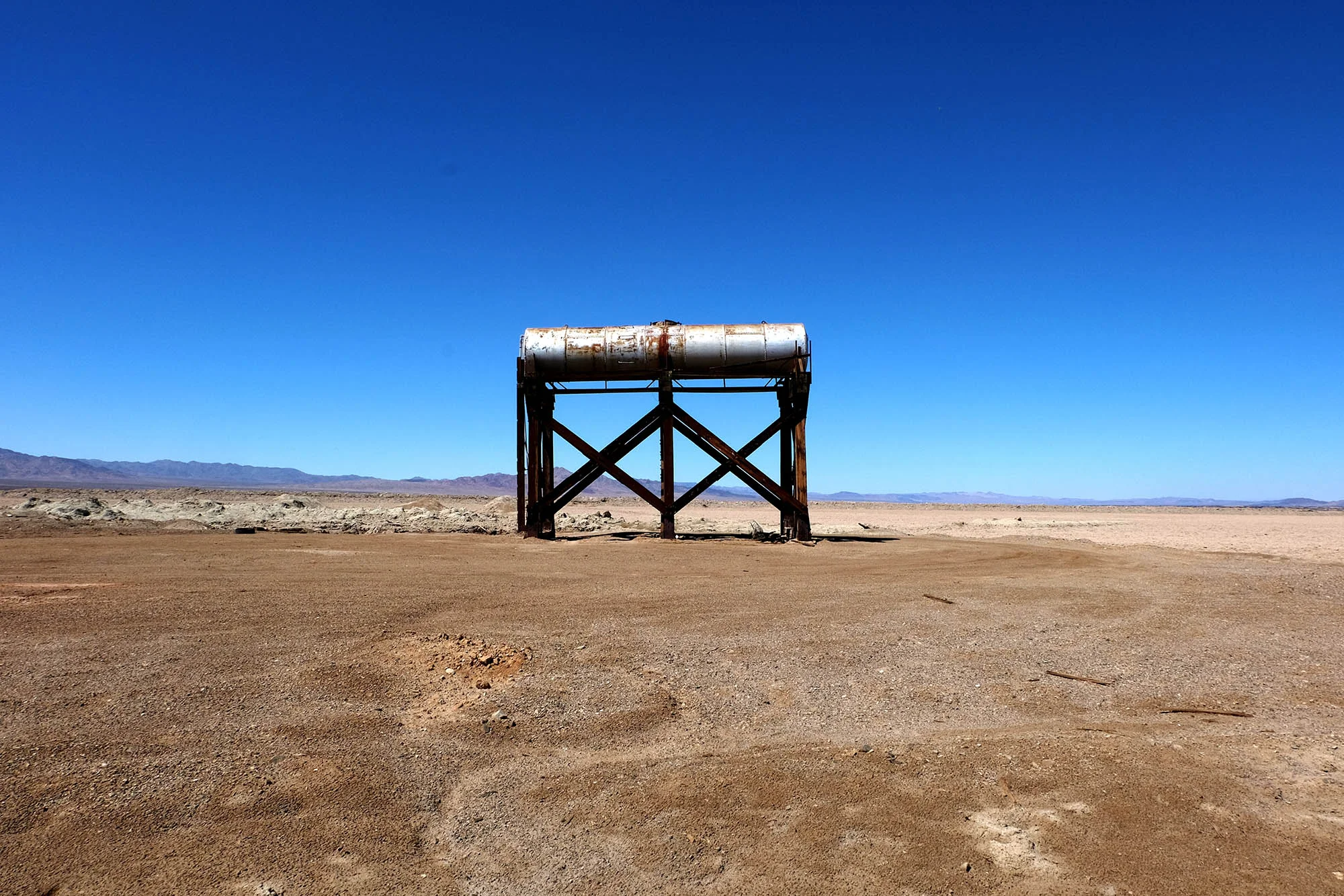 ABANDONED WATER TOWER.jpg