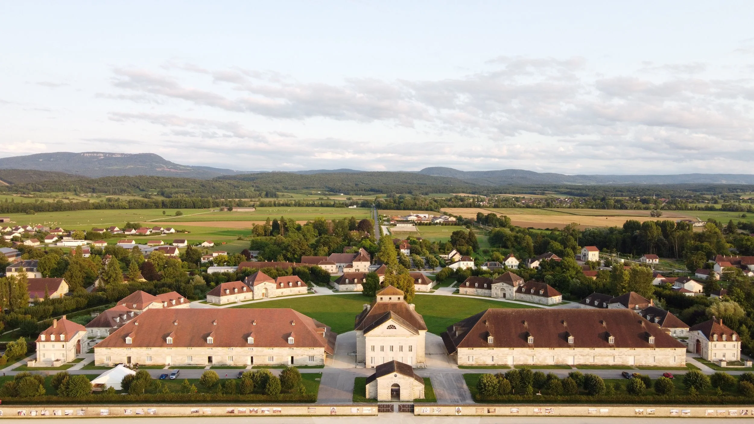 Königliches Salzwerk in Arc-et-Senans .JPG