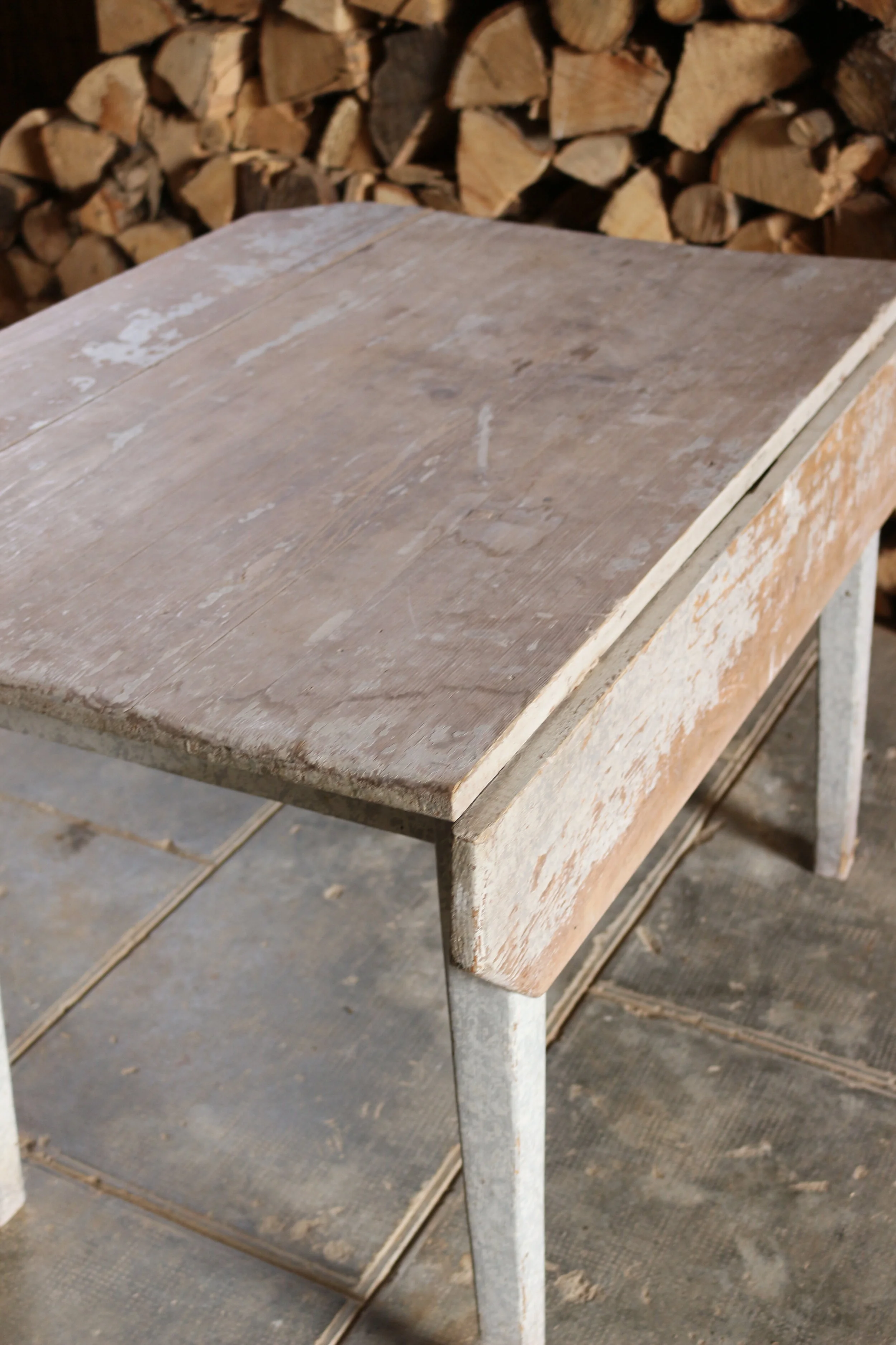 Table de ferme patinée blanche à ralonge