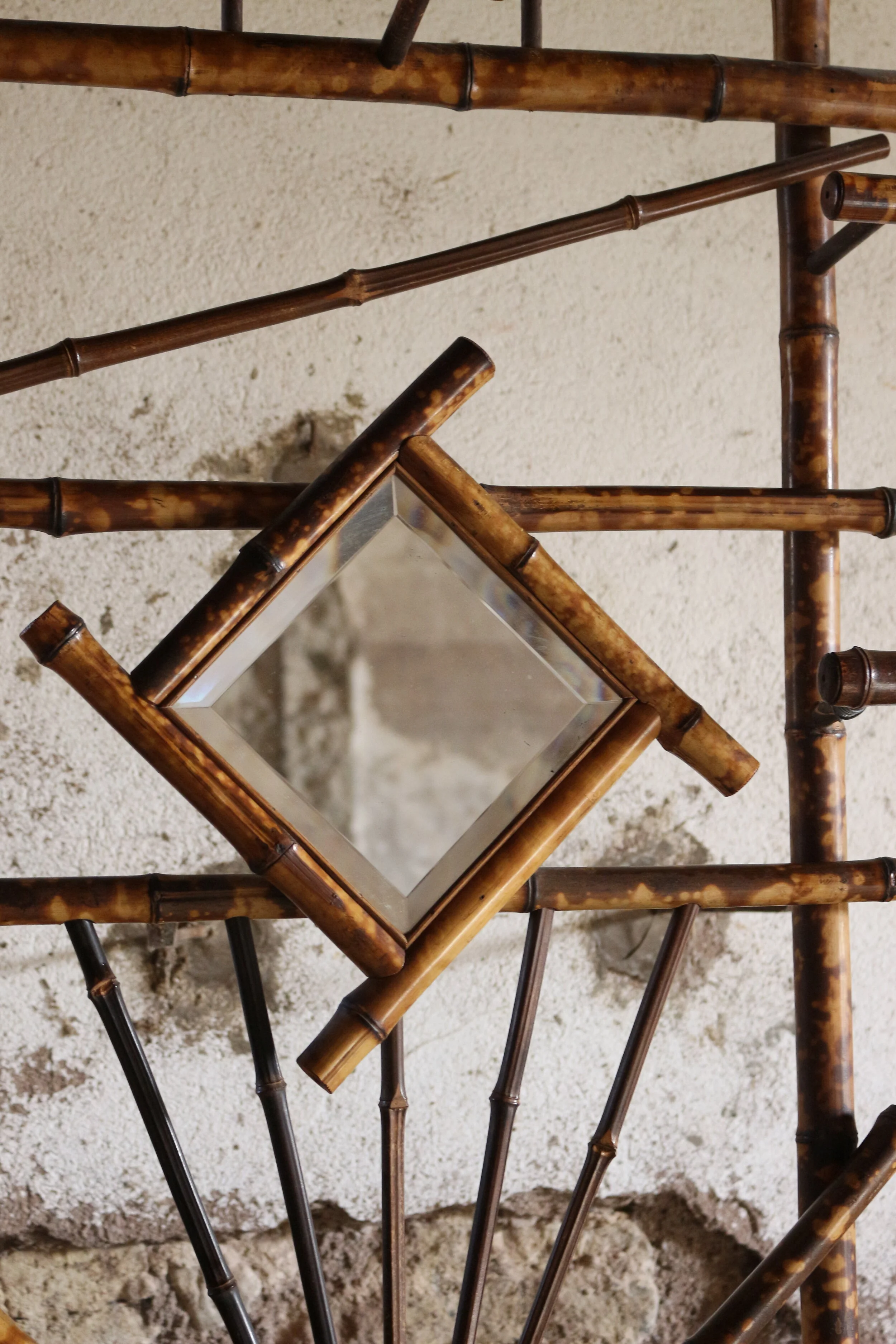 Porte manteaux en bambou