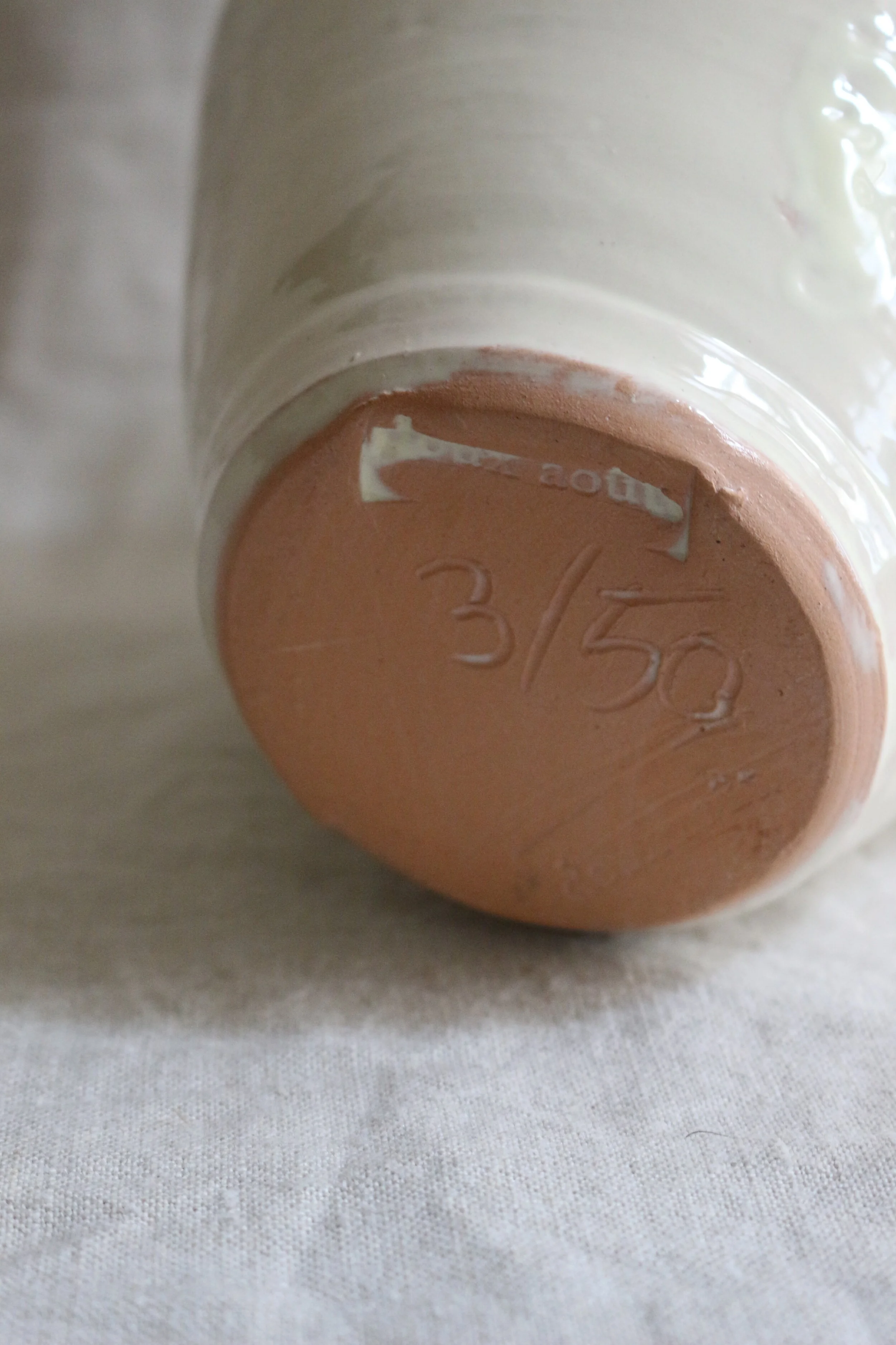 Doux Août - Céramiques La Tierra - Cantaro émaillé écru - petit modèle