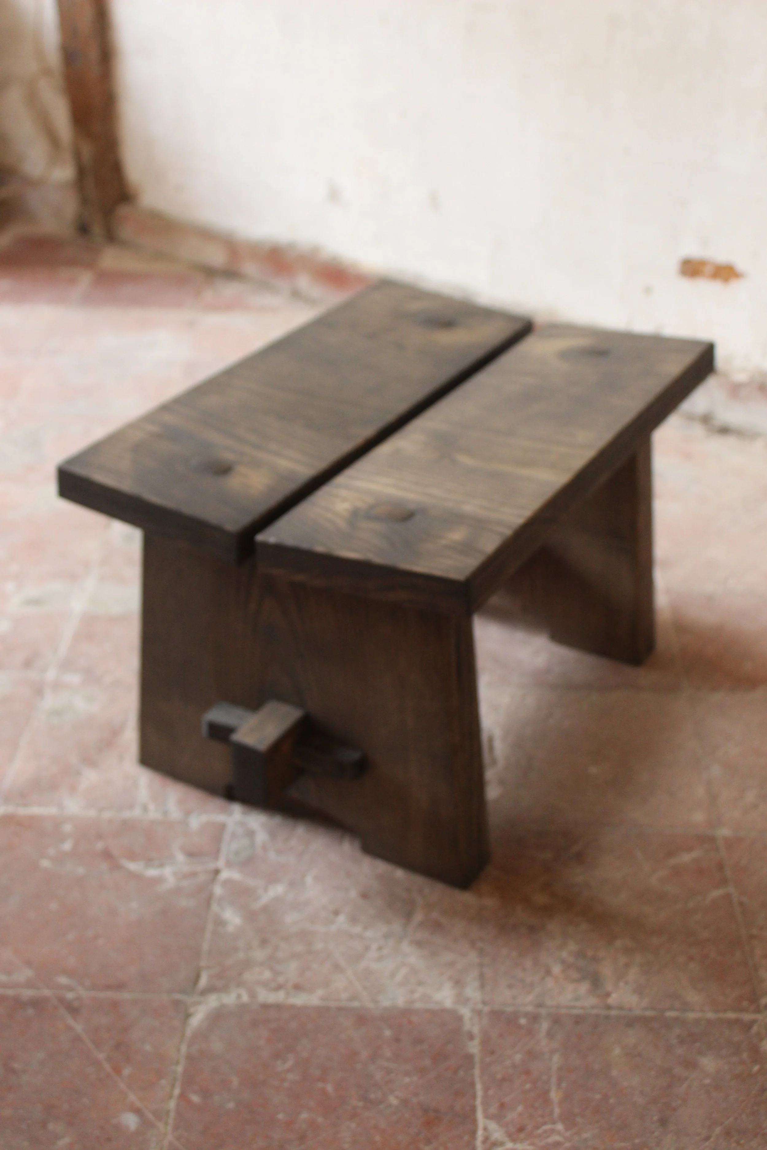 Tabouret Templo - Javier Macias Design x Doux Août