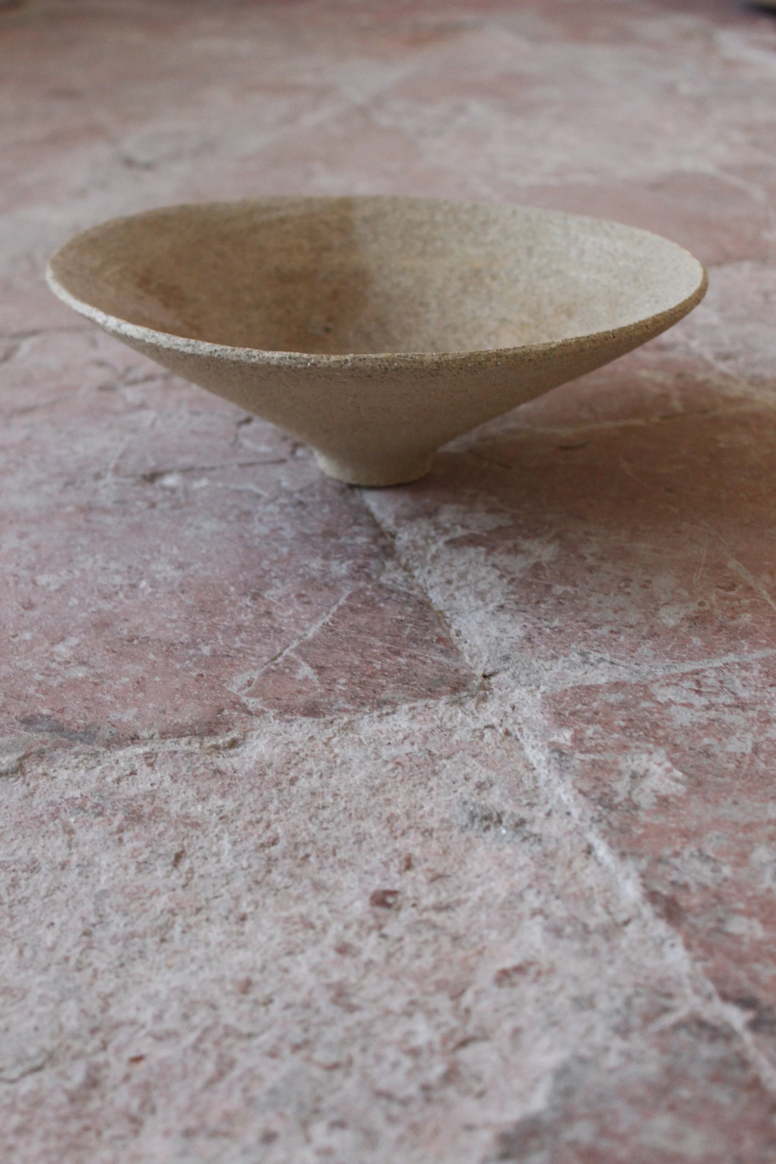 Coupe en grès naturel chamotté Studio Enoia