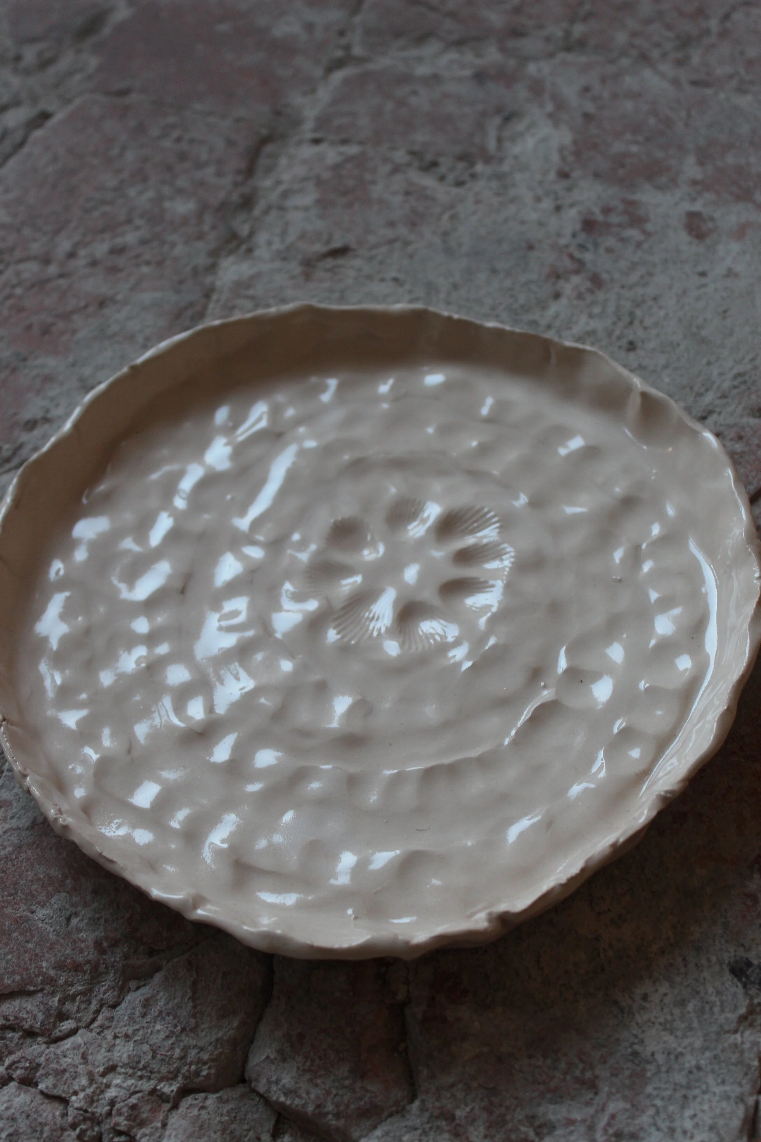 Assiette céramique Mathieu Gaspar Doux Août