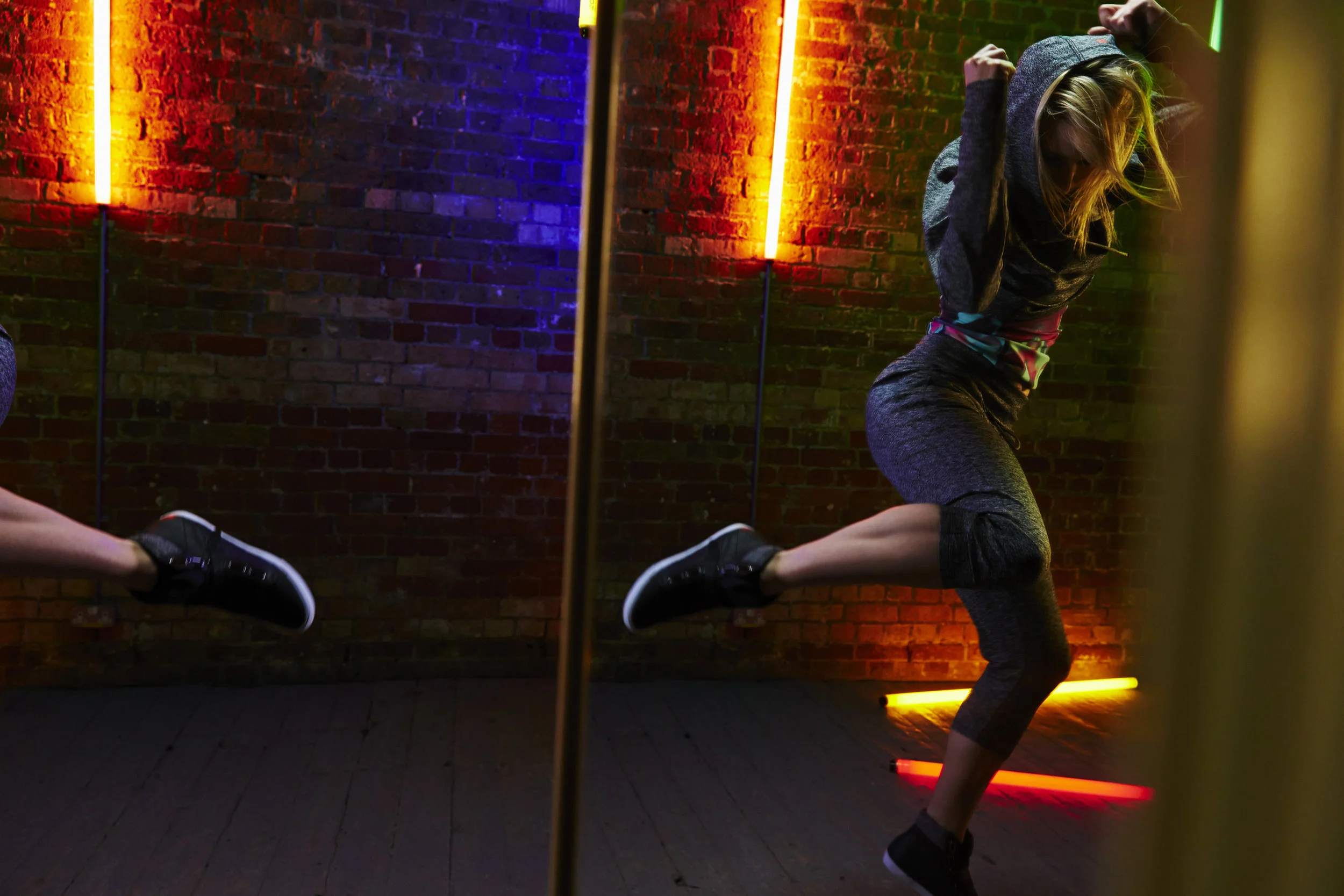 Dance_Statement_Q3_Hoody-046.jpg