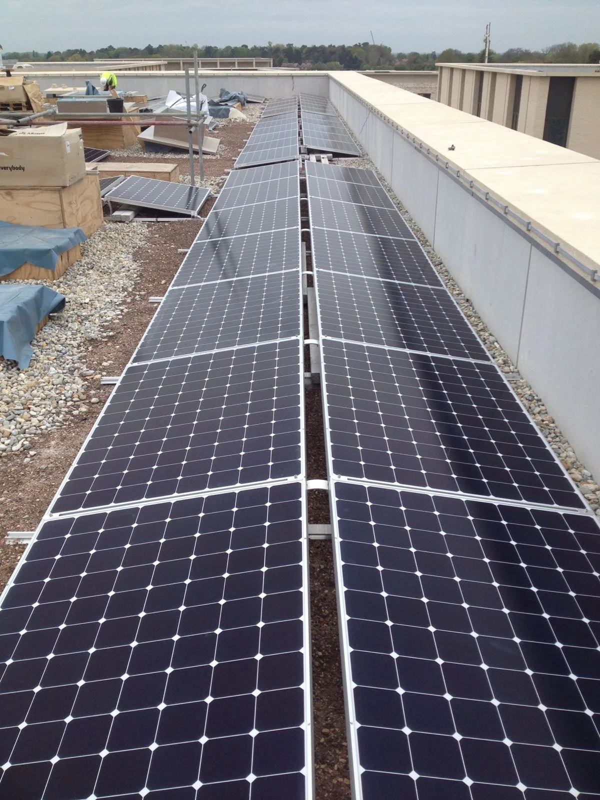 Photon install 384 kWp of SunPower for Cambridge University