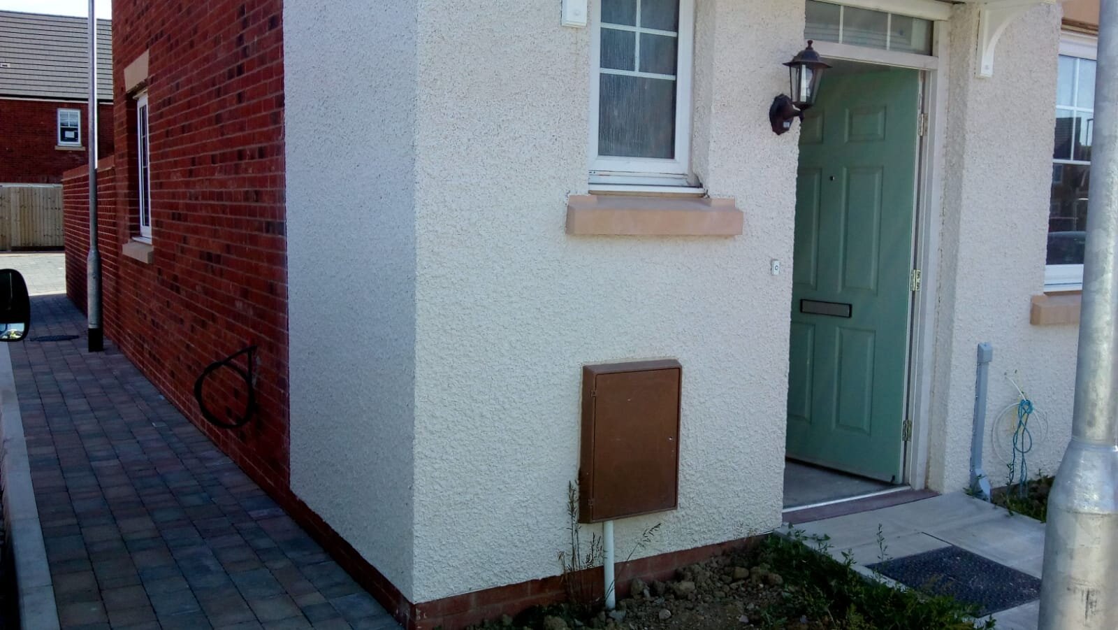 EV on side wall - plot 39.jpg