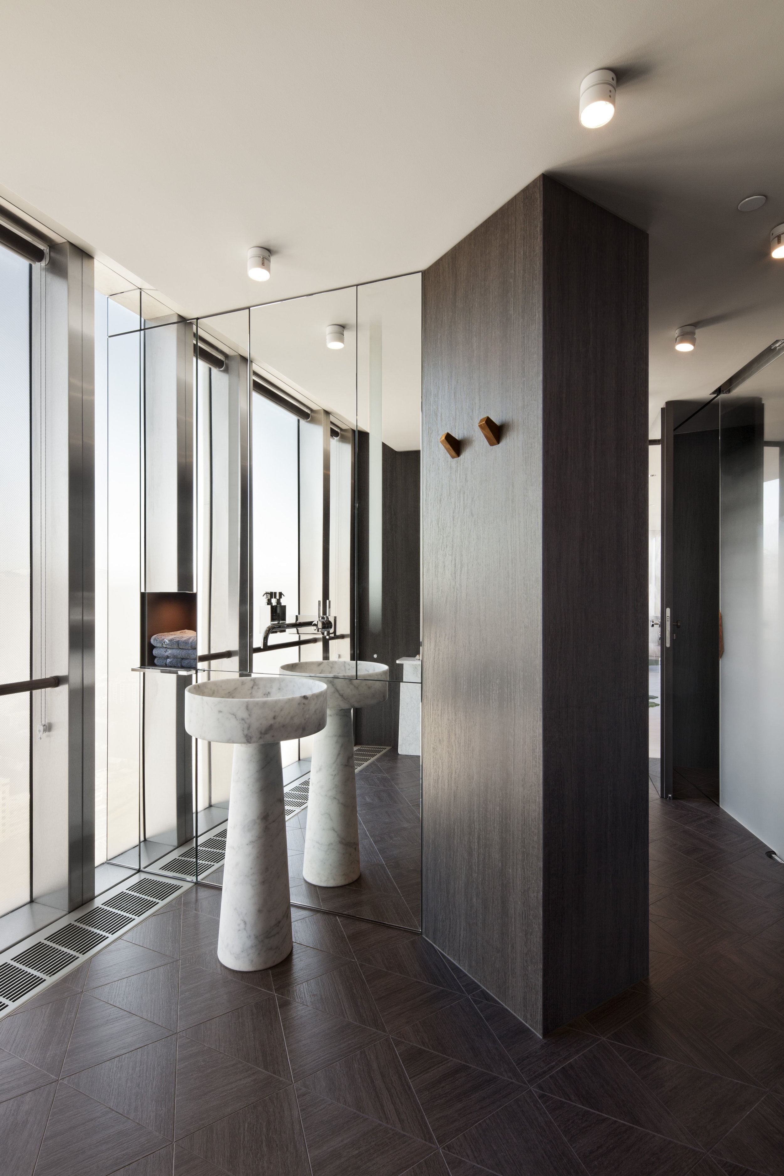 ritz-apartment_private-interior-design_coordination-berlin_09a.jpg