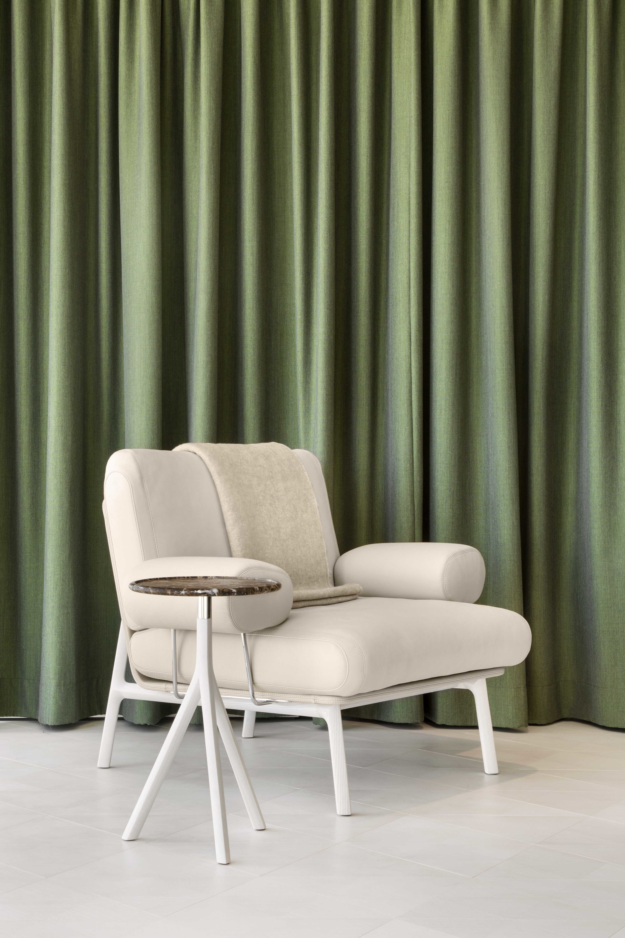 medeo-armchair_furniture-design_coordination-berlin_01.jpg