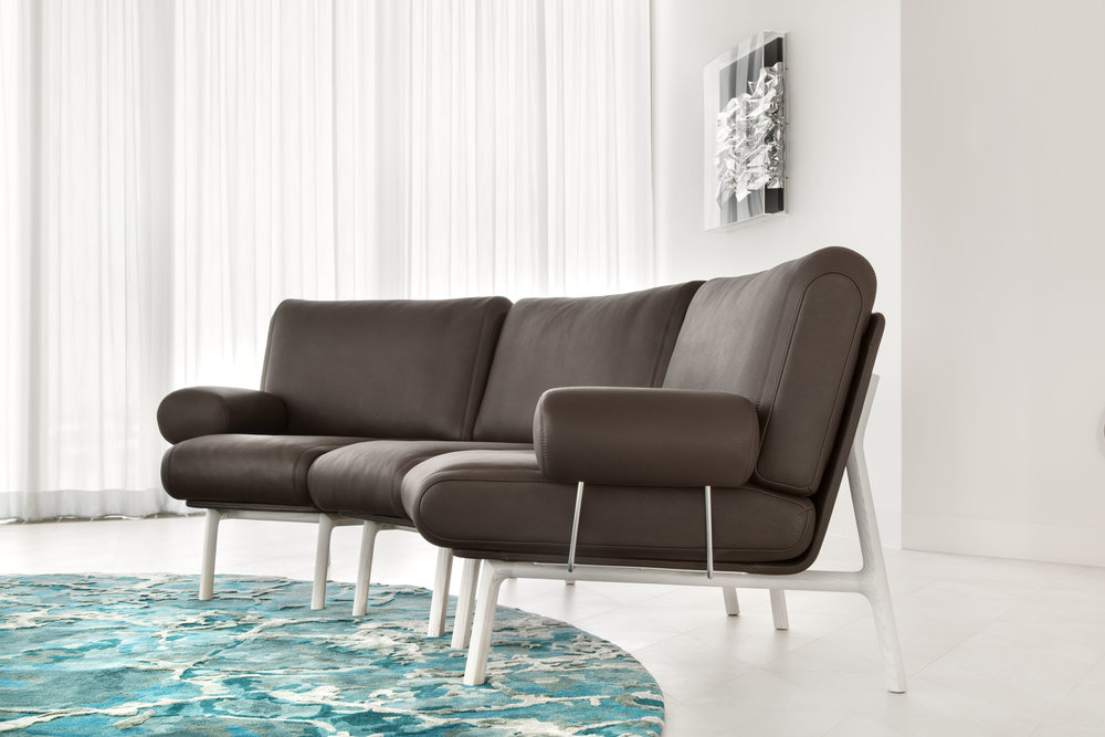 medeo-sofa_furniture-design_coordination-berlin_02.jpg