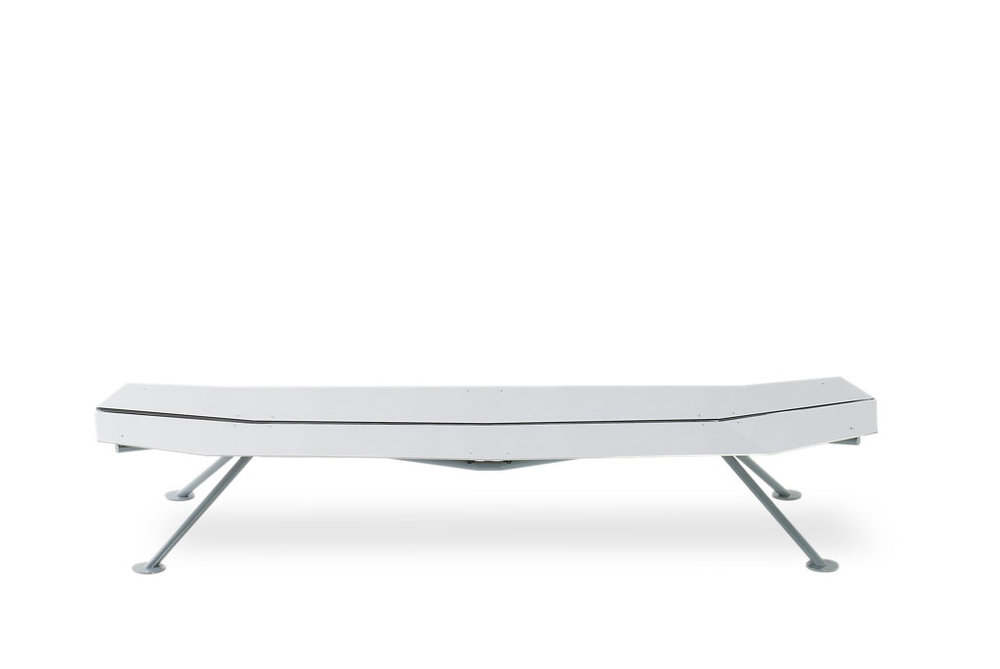 lockheed-II-bench_furniture-design_coordination-berlin_01.jpg