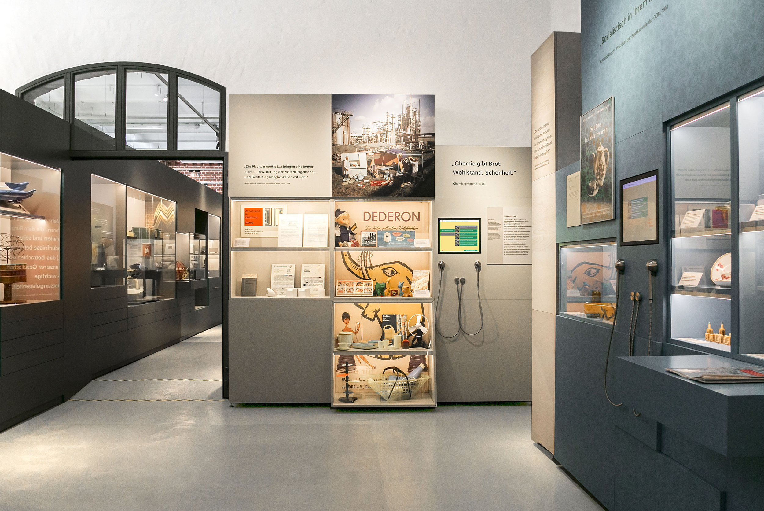 alles-nach-plan_museum-exhibition-design_coordination-berlin_004.jpg