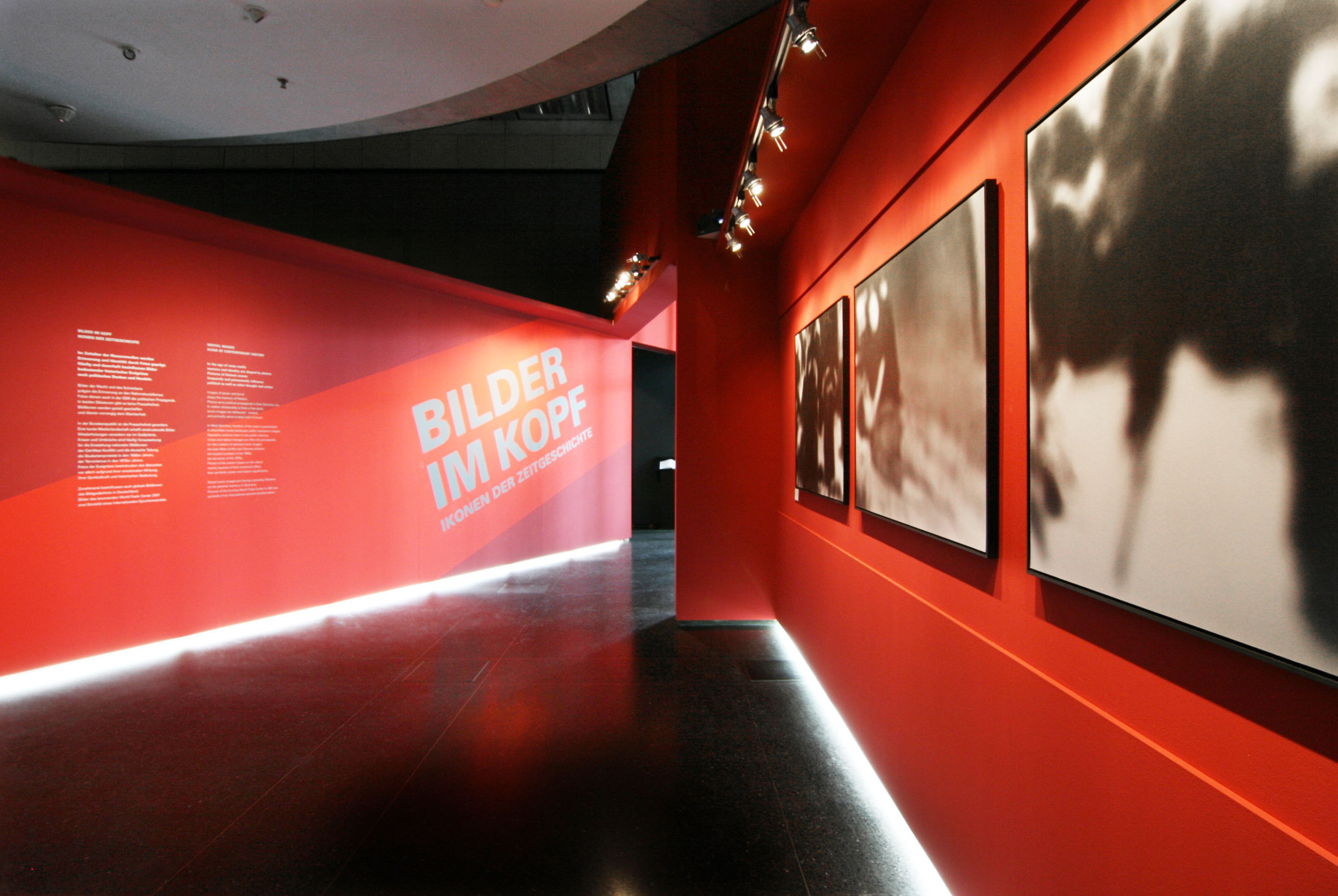bilder-im-kopf_museum-exhibition-design_coordination-berlin_01.jpg