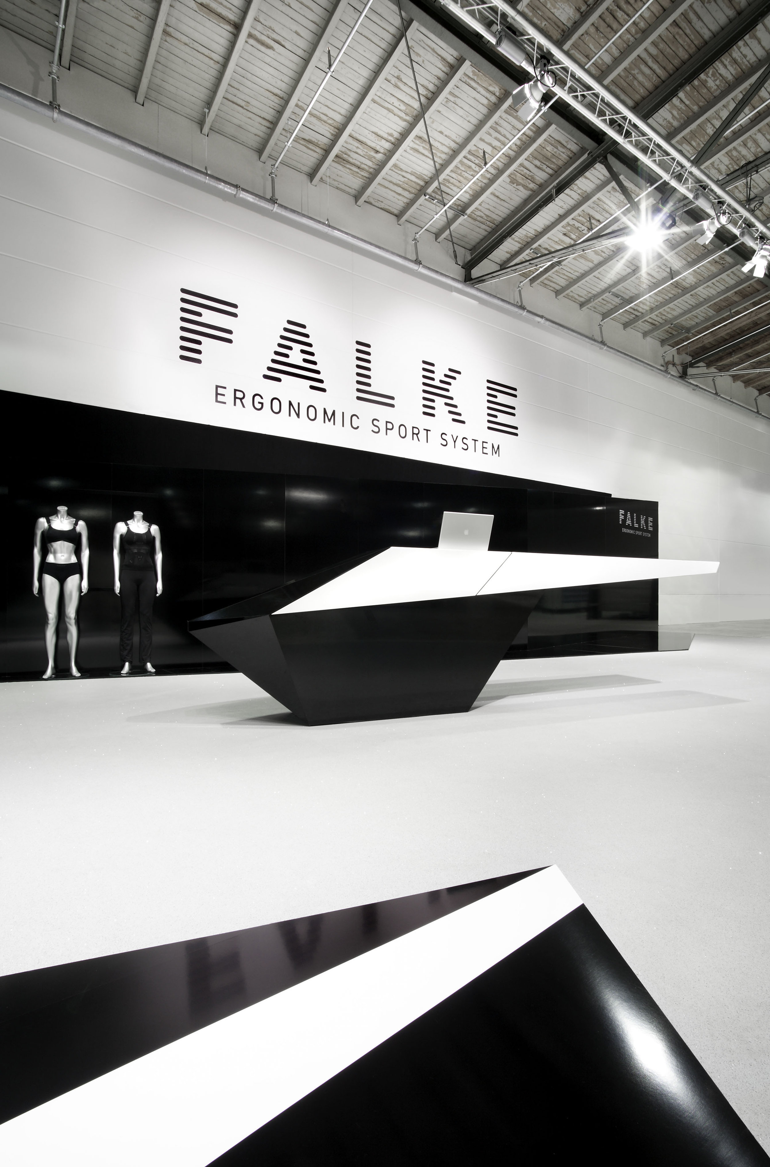 falke_tradefair-exhibition-design_coordination-berlin_02.jpg