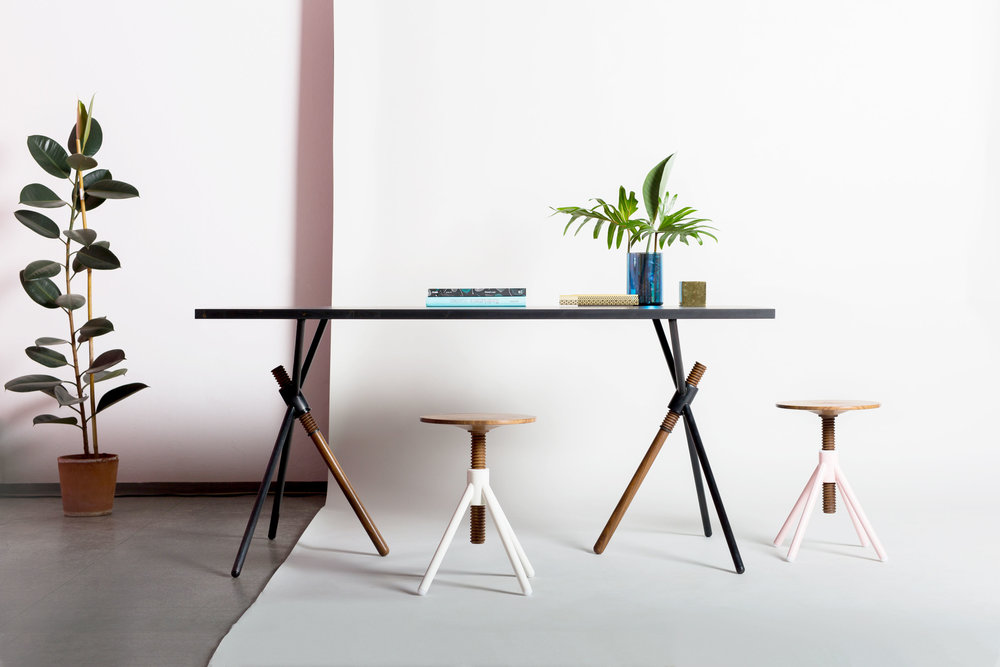 01_thread-family-table_furniture-design_coordination-berlin.jpg