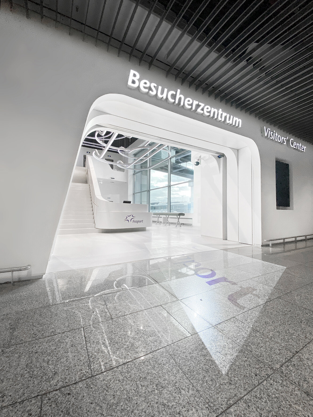 Frankfurt_Airport_visitor_centre_exhibition-design_coordination-berlin_28_lr.jpg