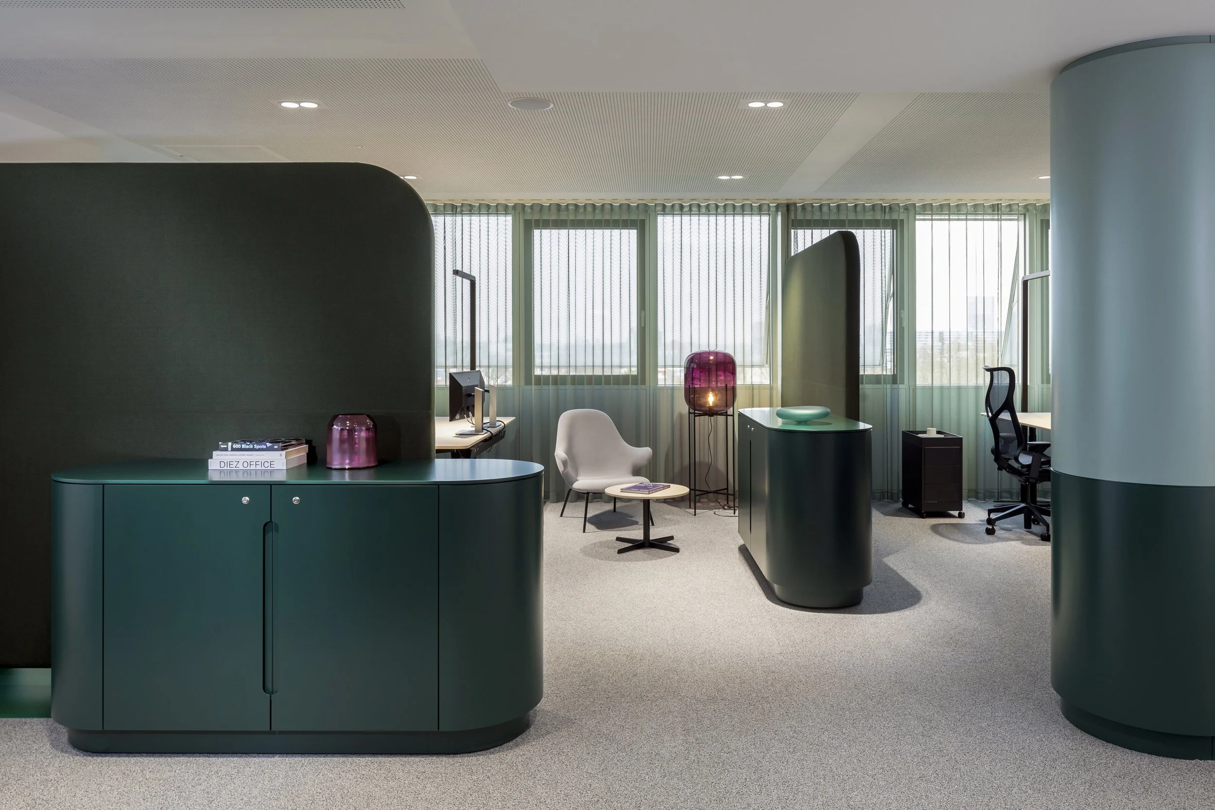 03_KFW_office-interior-design_coordination.JPG