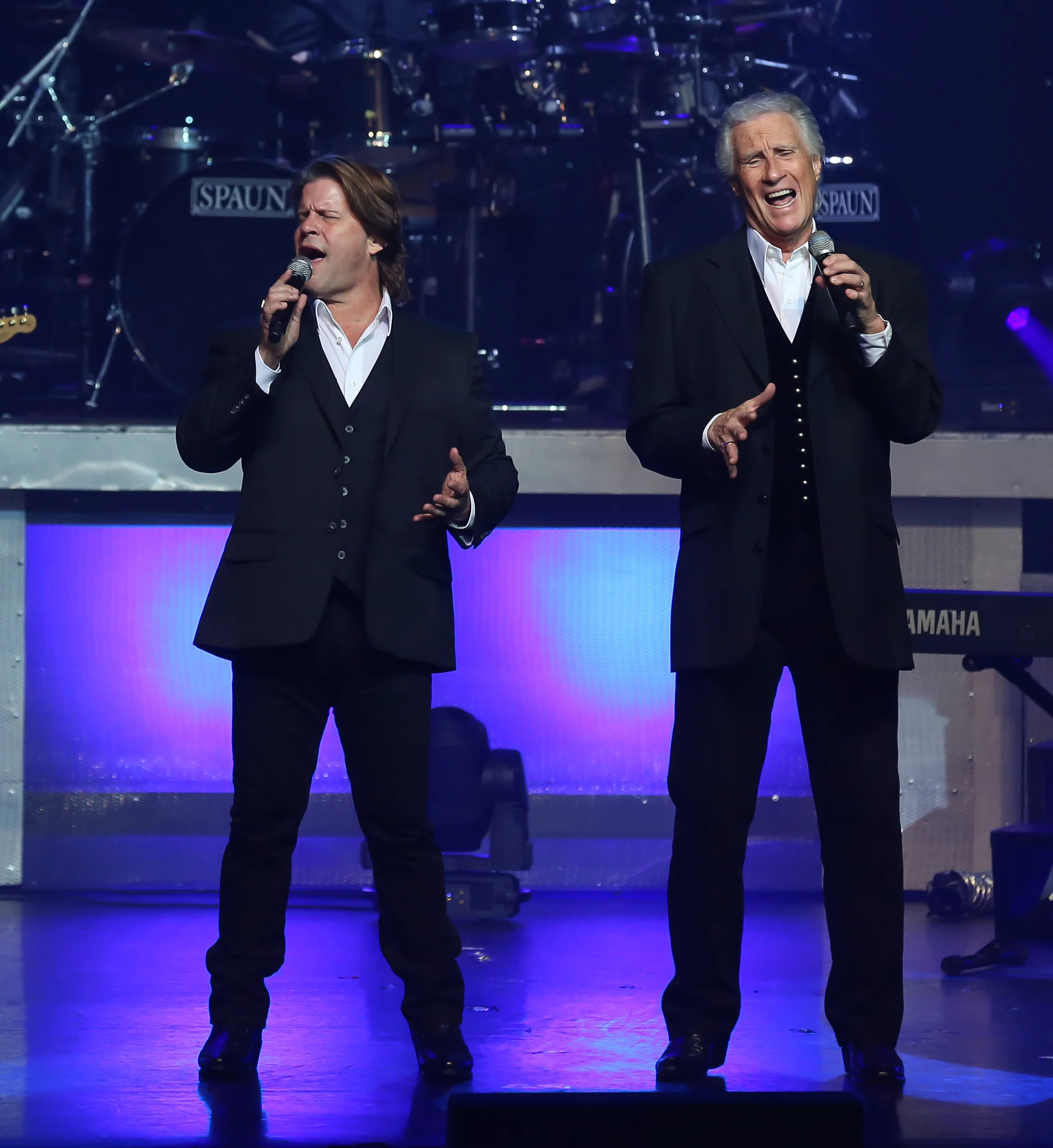 RIGHTEOUS BROTHERS 0N STAGE.jpg