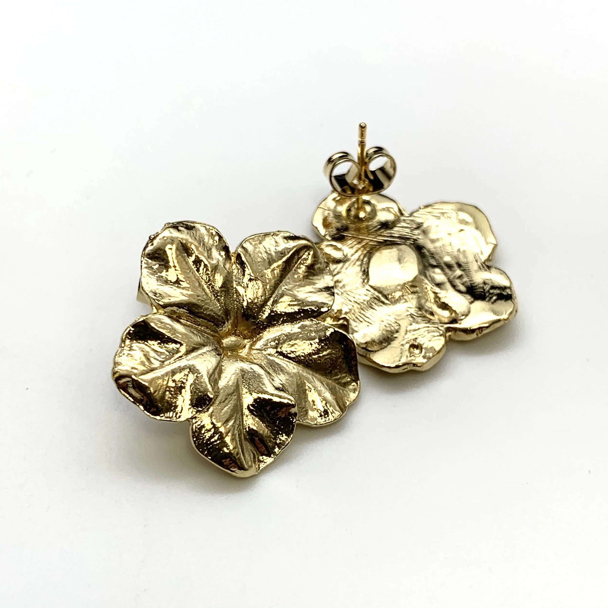 0CE82E9A-140C-4E24-8D56-679BB770BD78