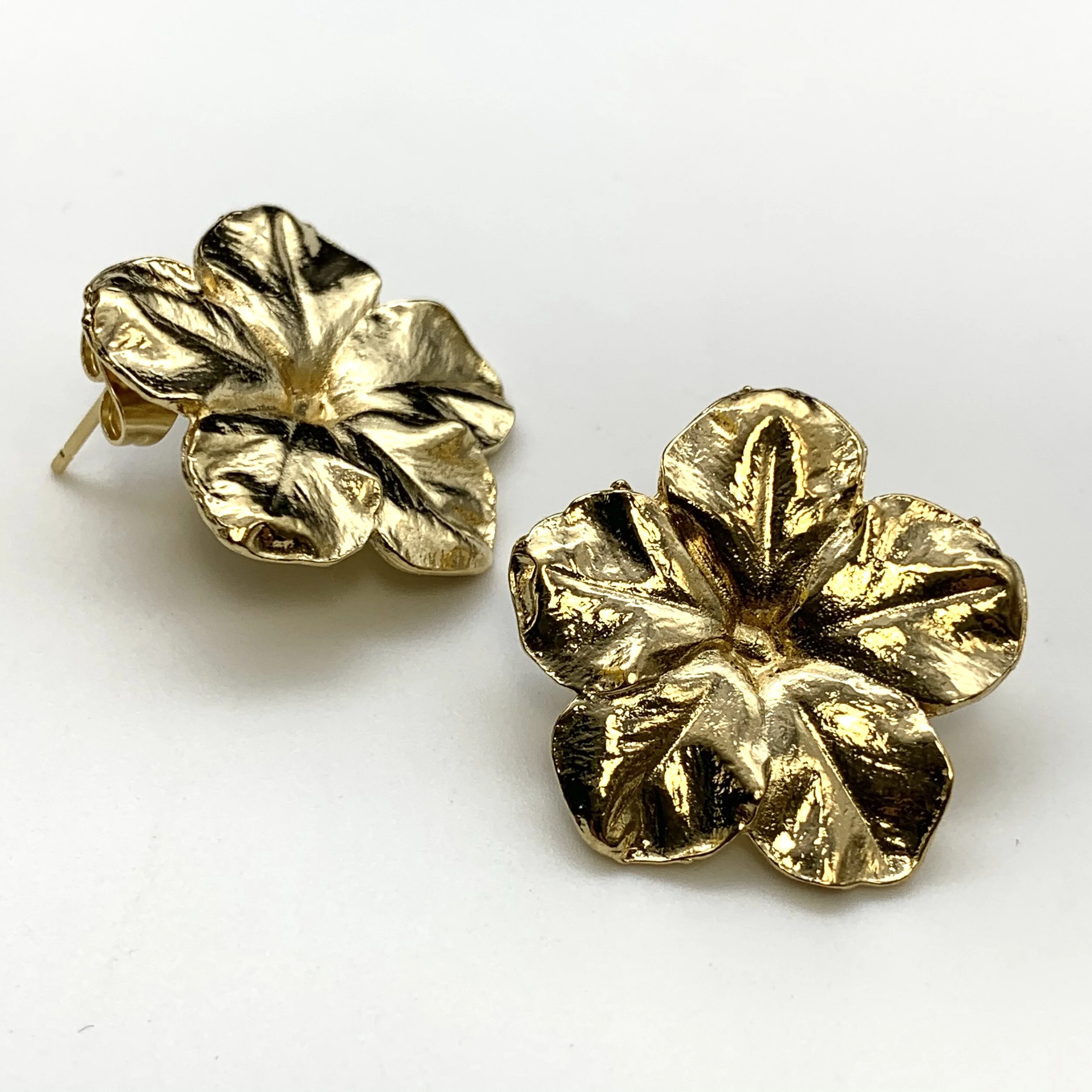 A4021CD1-AF83-41BE-9B9E-60E2383C7BB4