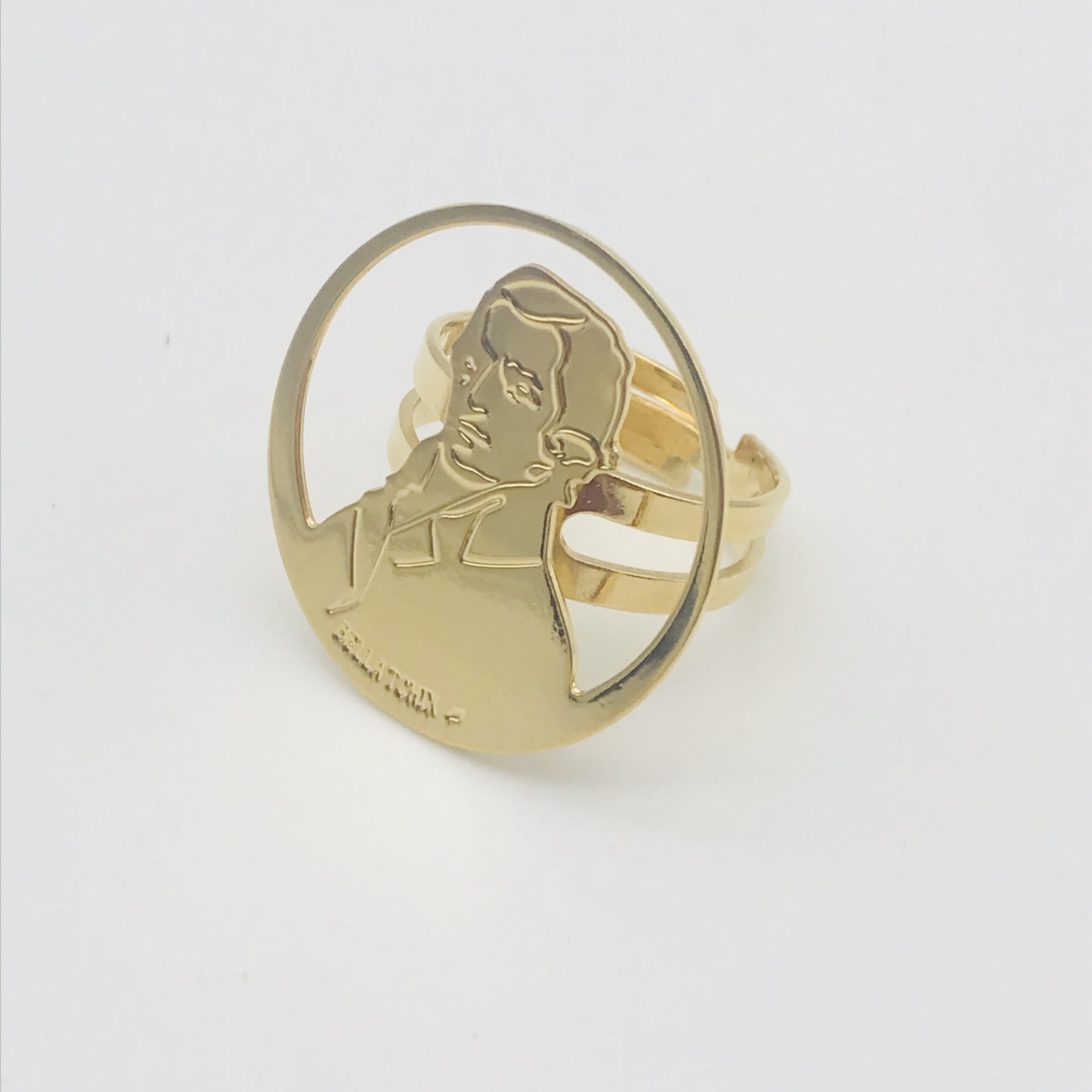 FAD1B0C2-8FF4-4886-95A3-544D04A16F83