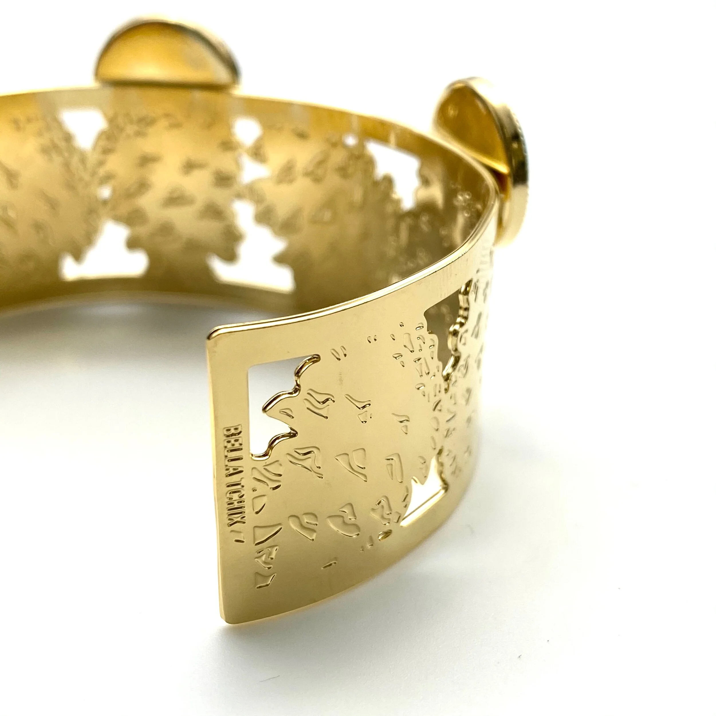 7B3C9E84-E266-4C6F-ABED-5789E862A35F