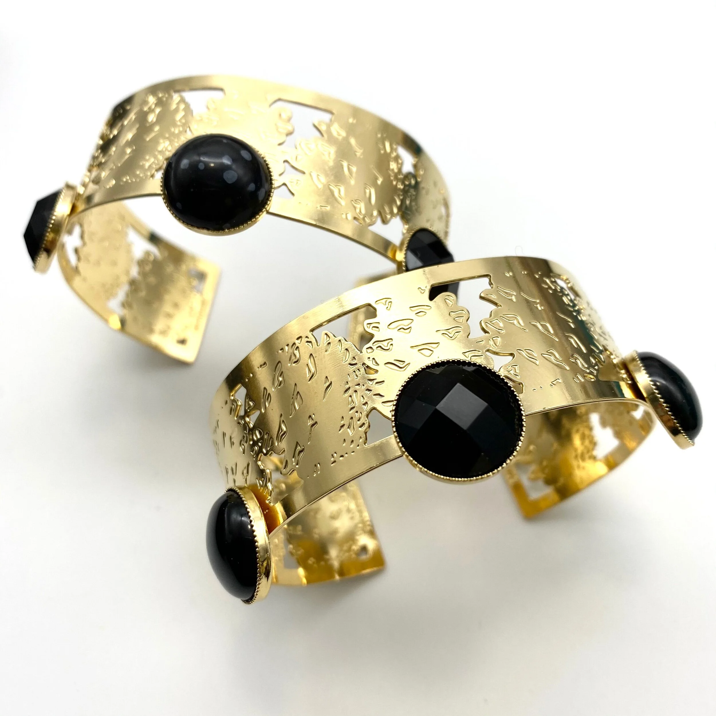 23512E63-AD11-4BA1-93B7-9A1789E9B361