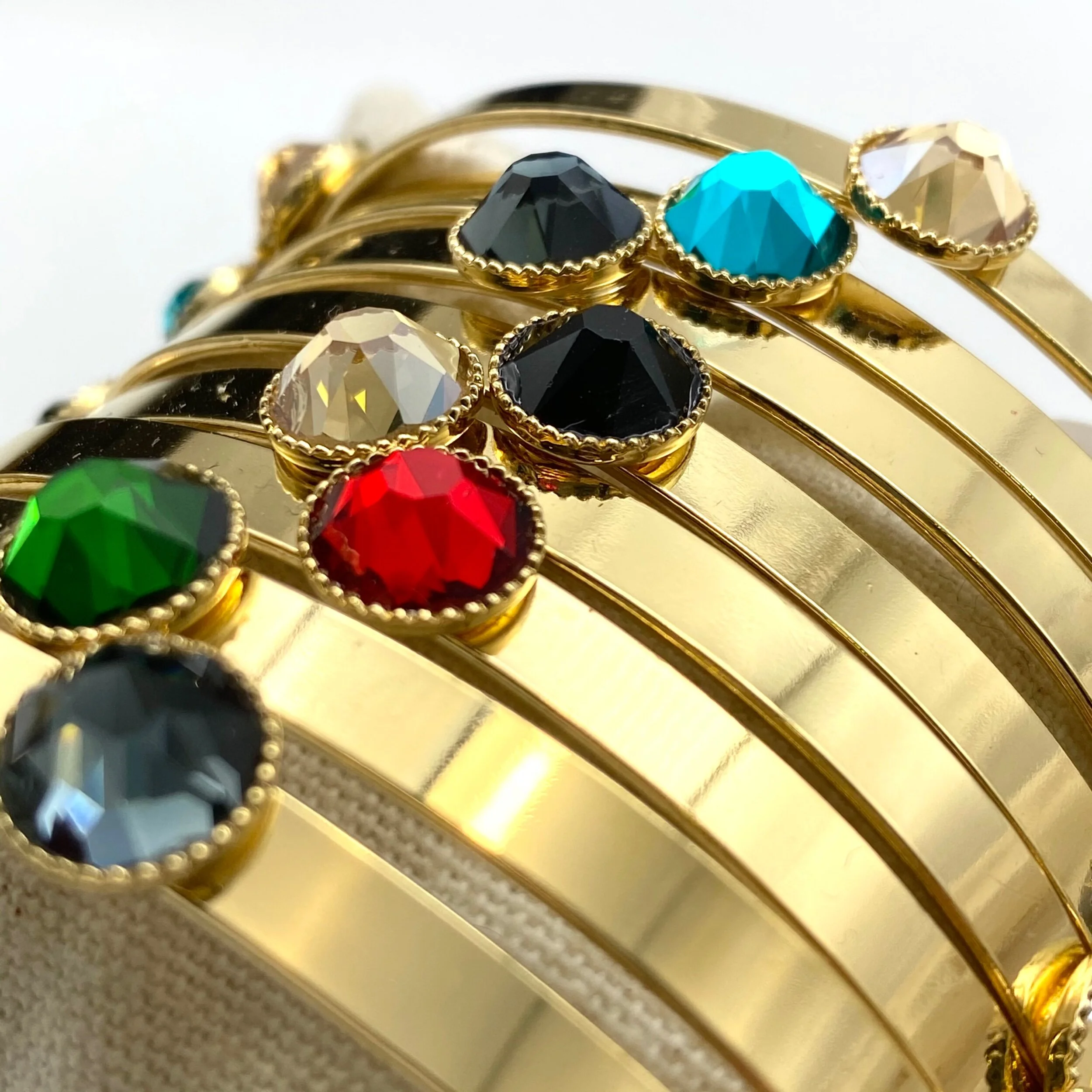 64E33B91-322A-4E70-A1BF-00F0ED0AD60F