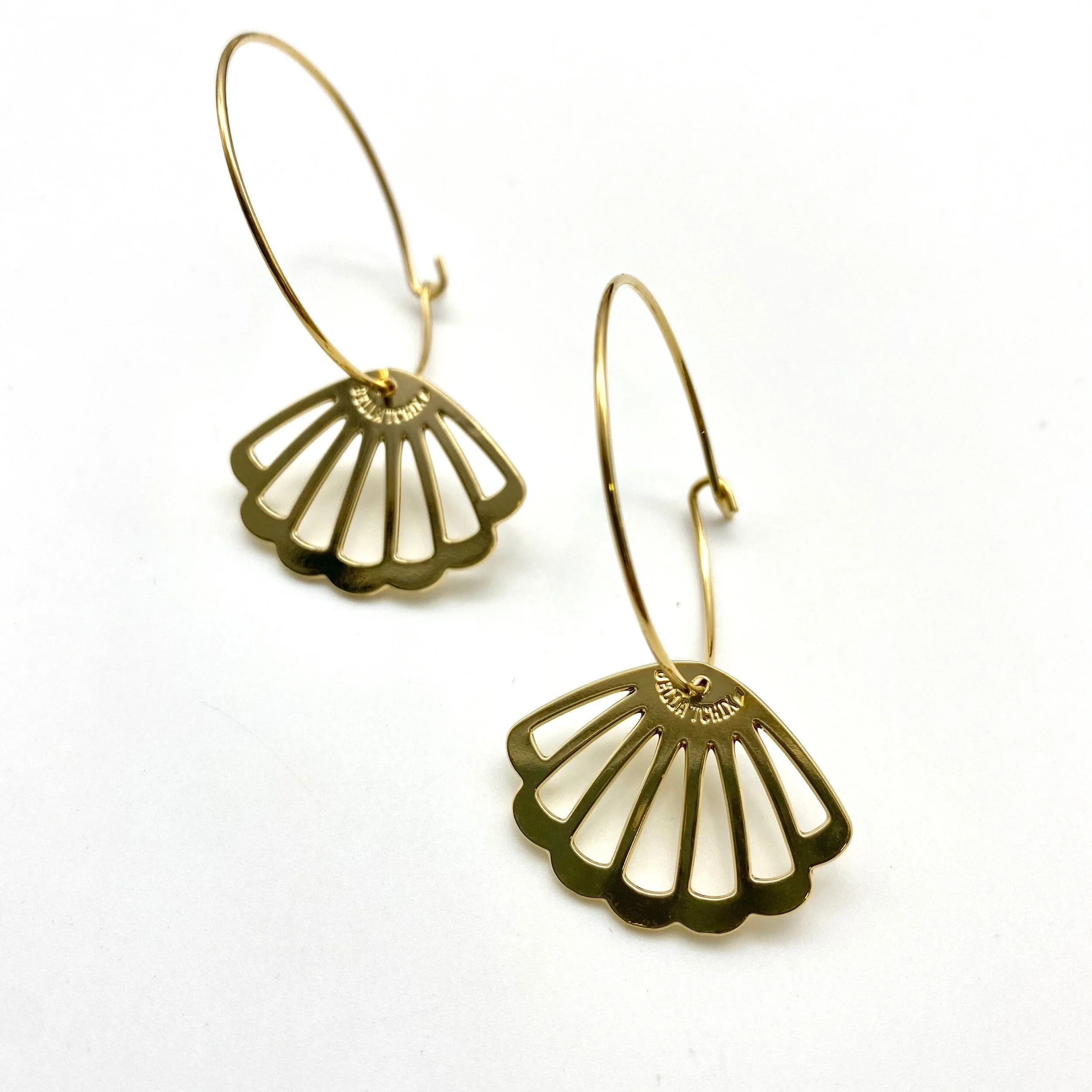 E1E5DCA0-F58B-47FE-8ADC-6E4982CDD8E4