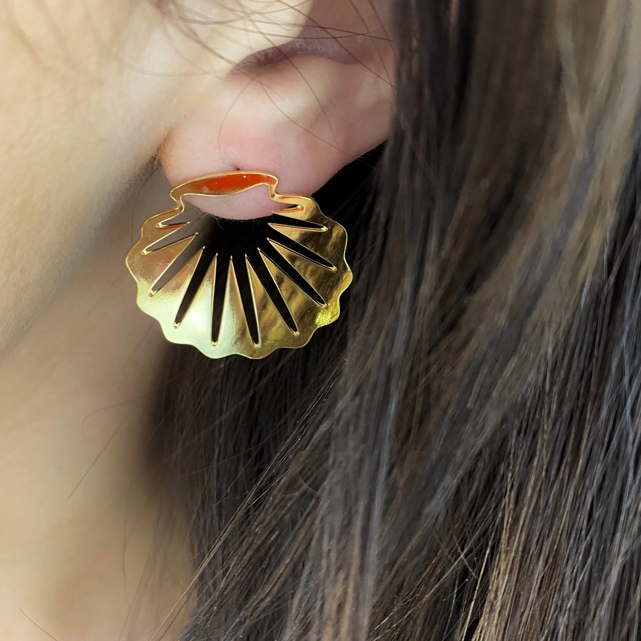 E53DC8BB-A3BA-4F9E-98B9-D68C49D2D31A