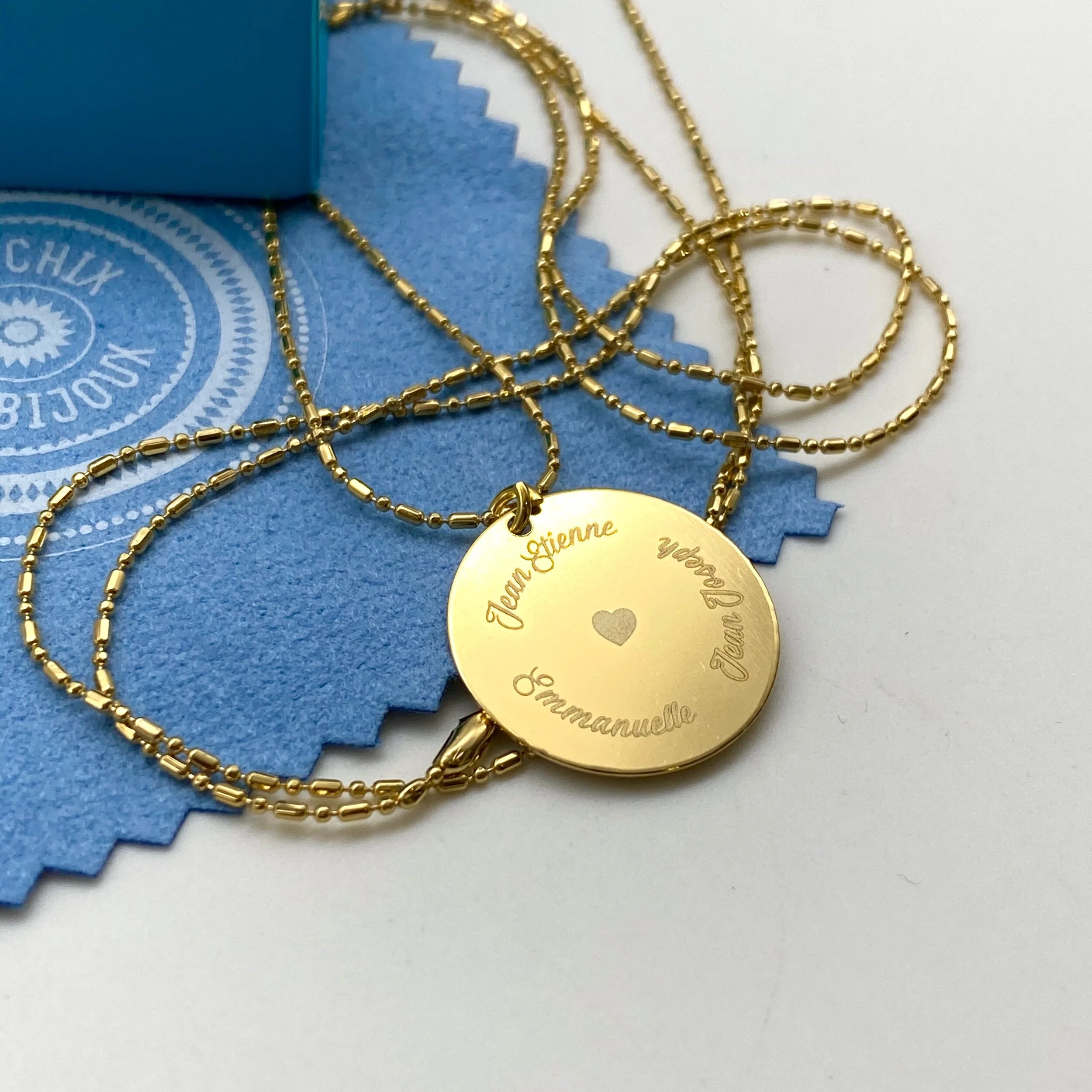 812353FC-05EA-42DC-B4E4-926ADE87759A