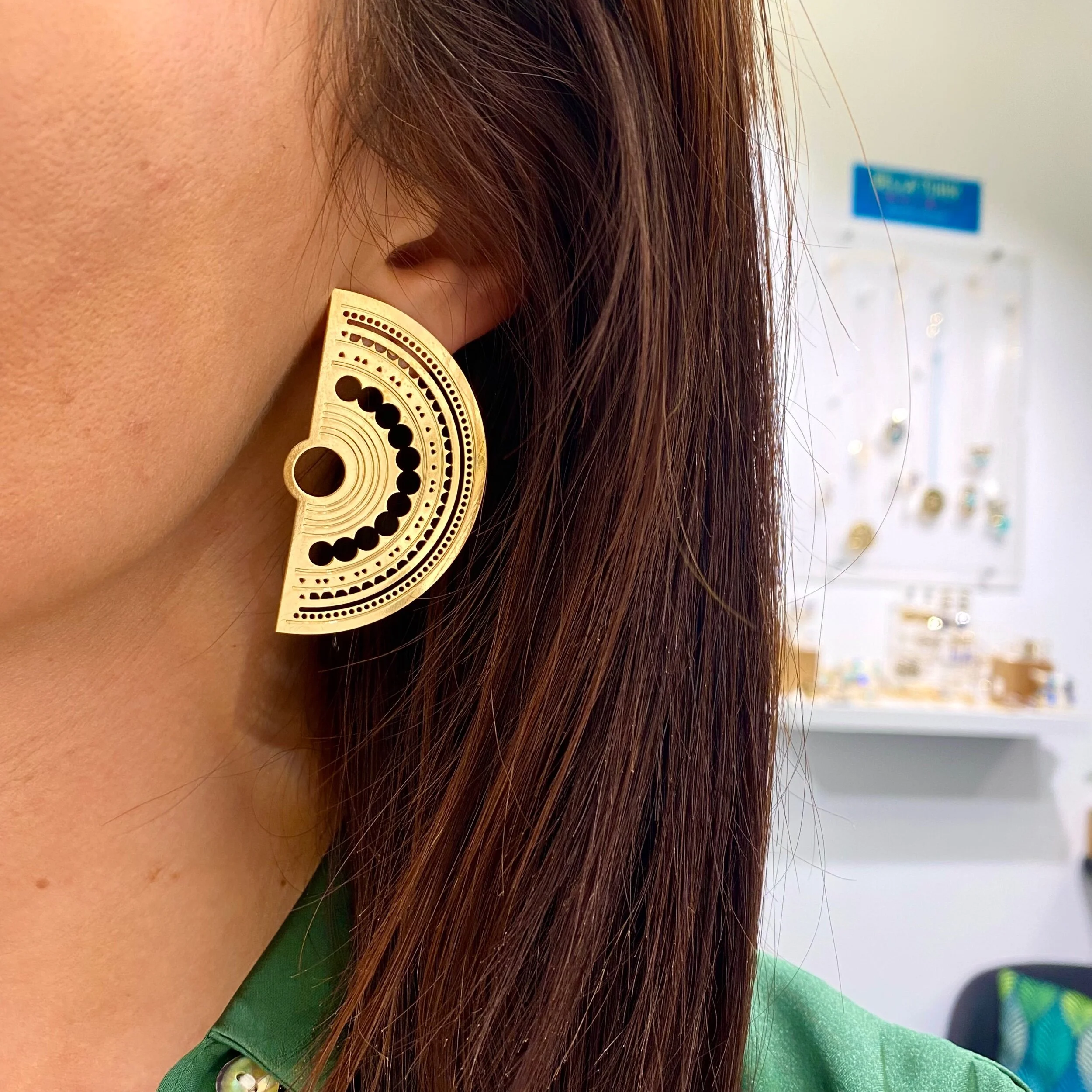 A1FFADEF-DD25-4A76-A9D0-74A078DE7B91