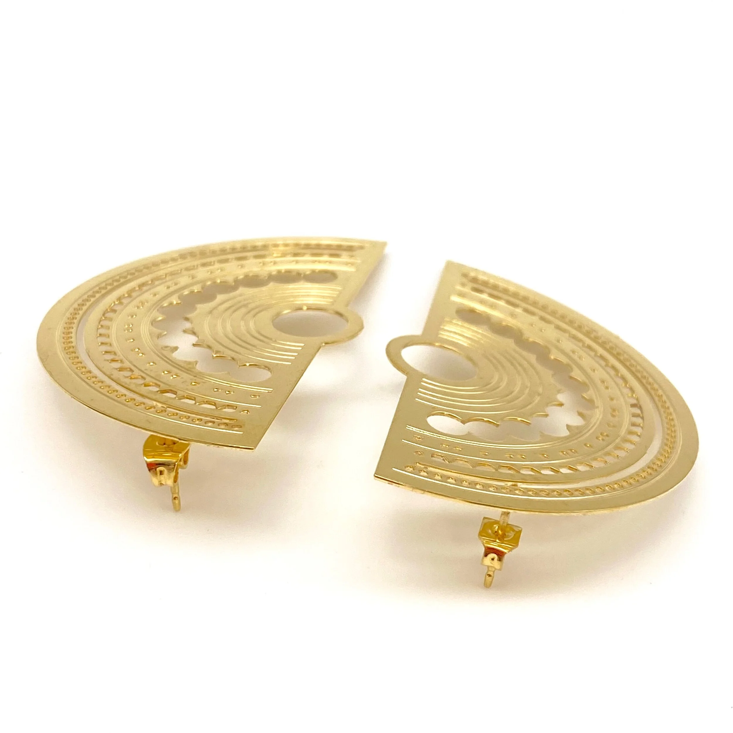 8E2F545B-7F1B-4F07-8CE3-FD132BE78A5F