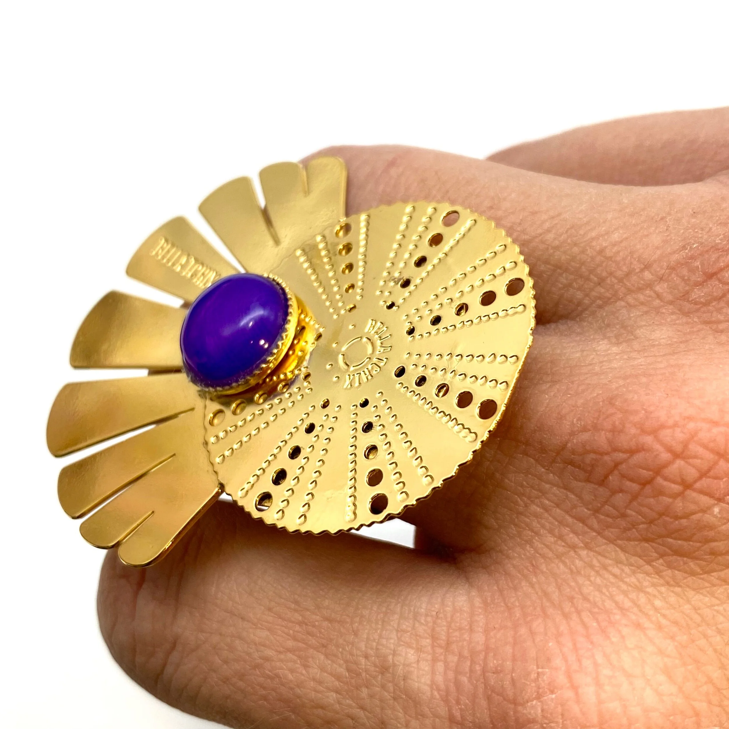 893F4B61-2D12-4524-944E-85E0B516B7B9