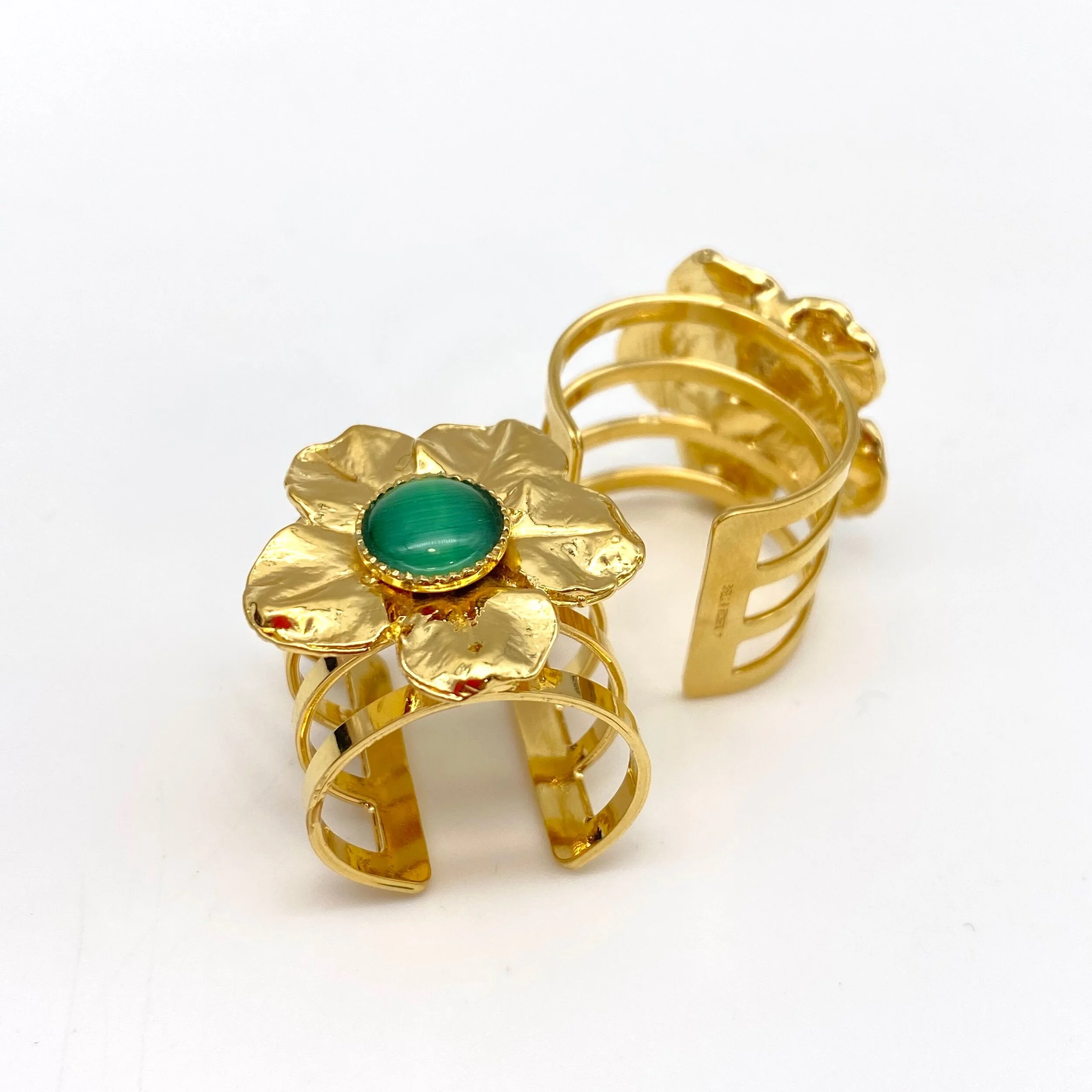 D870FF78-2472-4045-B60D-EC20ABCA9364