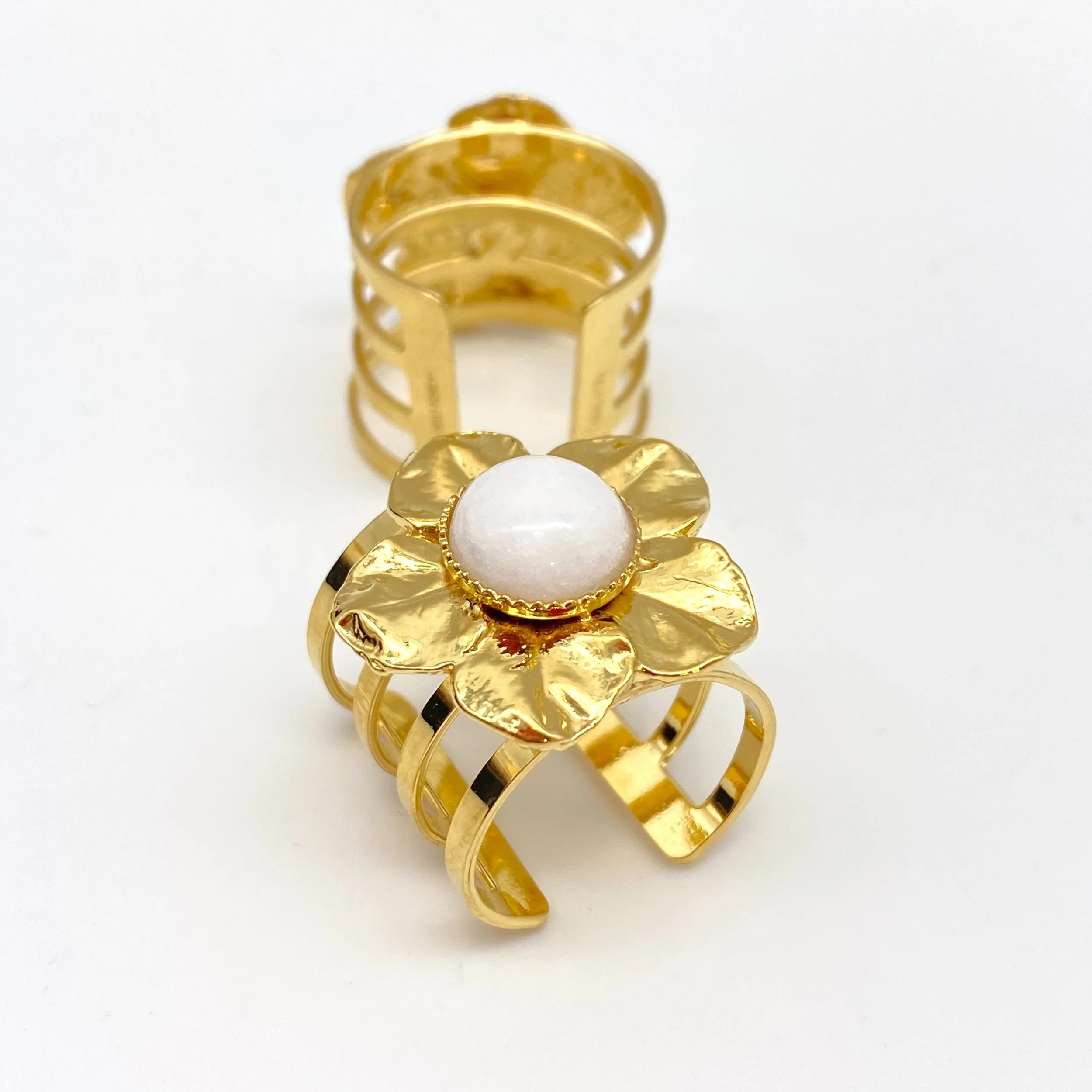 E5827D93-BE62-44EB-B32C-E7493C78E46A