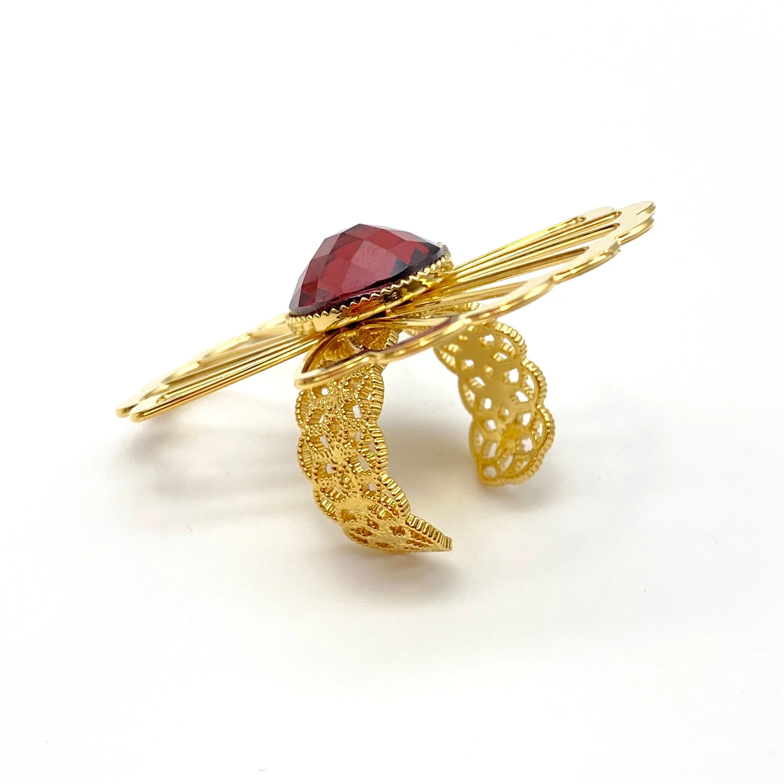 5A287E14-5A85-4371-9385-010D019B64FC