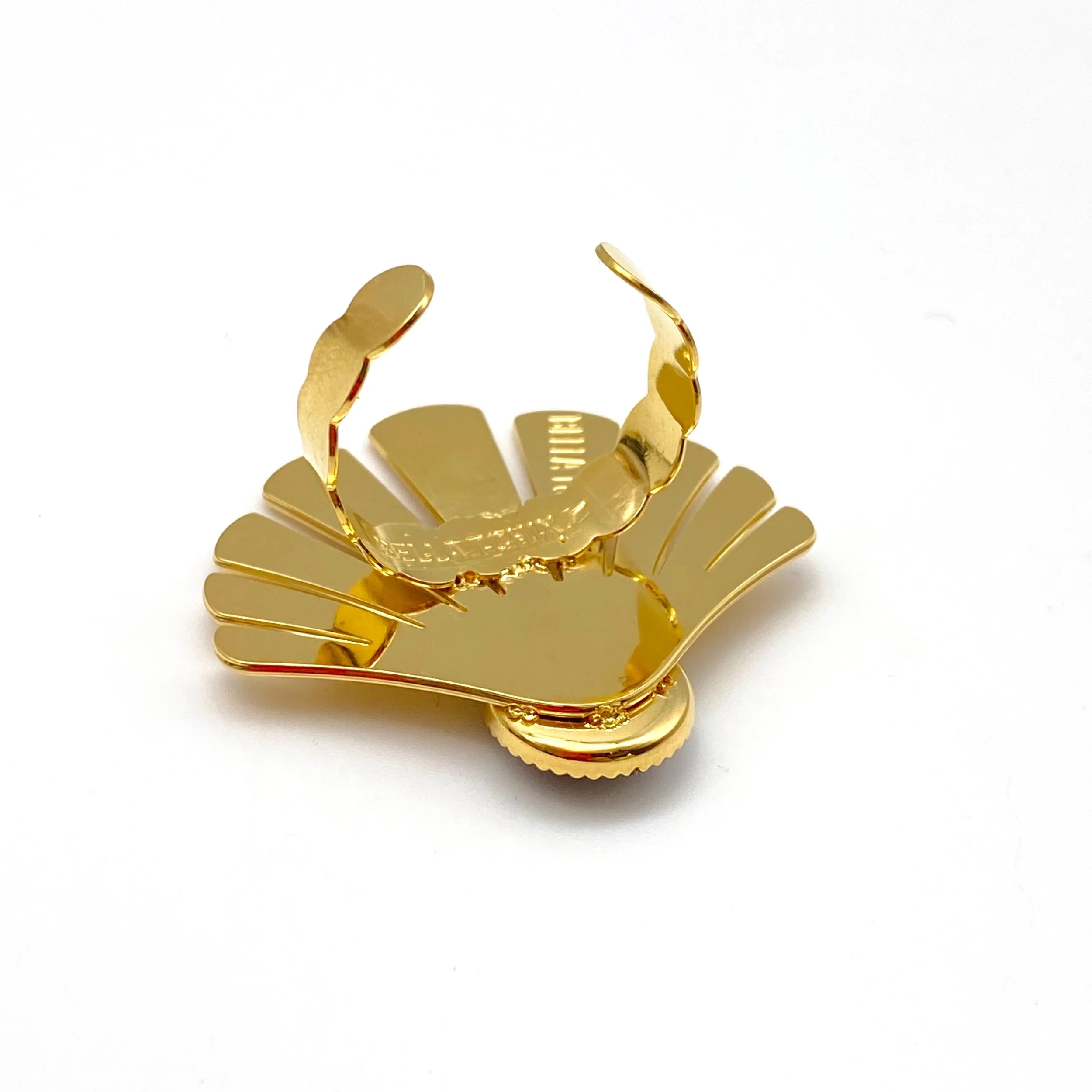 DC584B9F-ADE1-489D-A378-503F787190BF