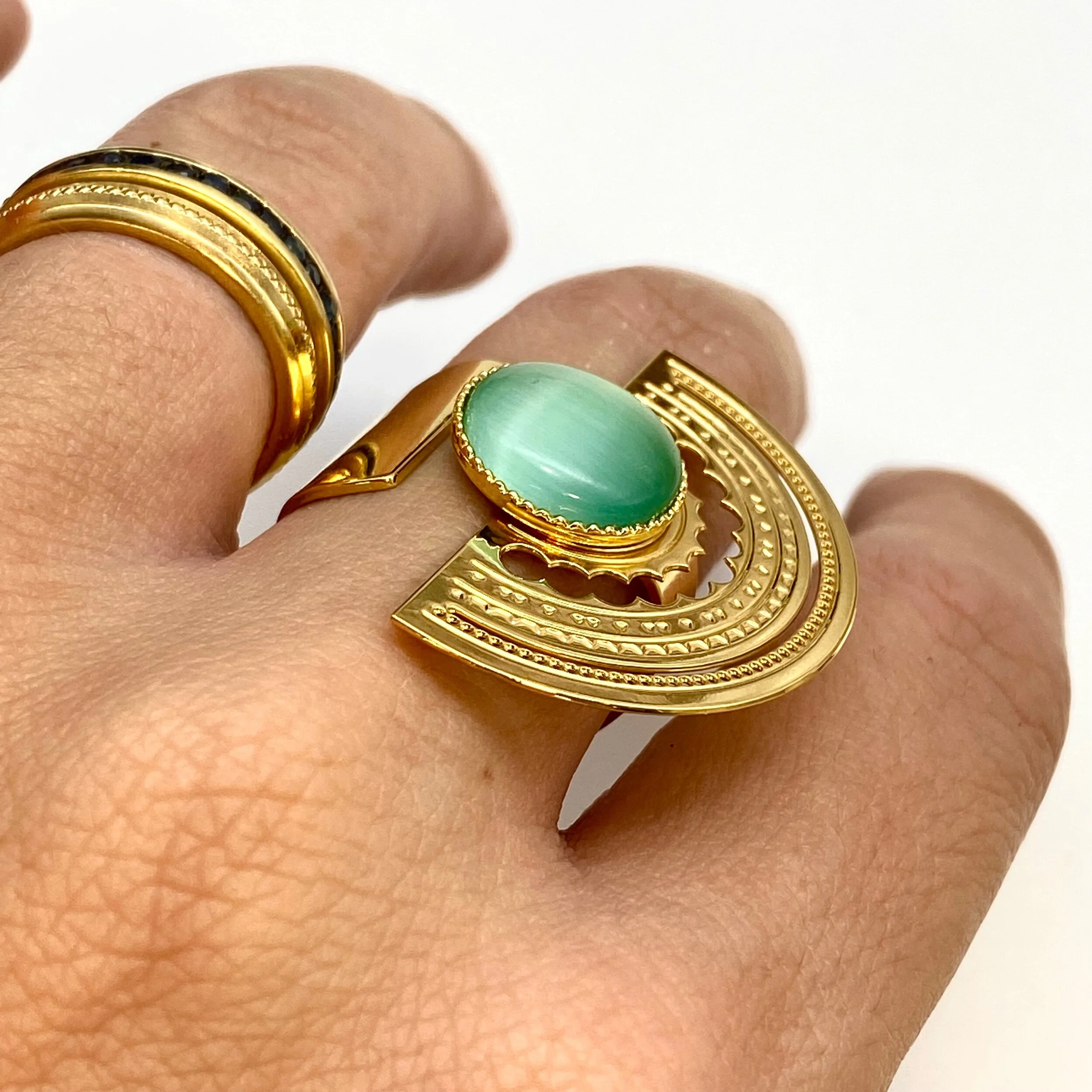 43DC2002-5FF4-4053-9C36-B24C247ACDCD