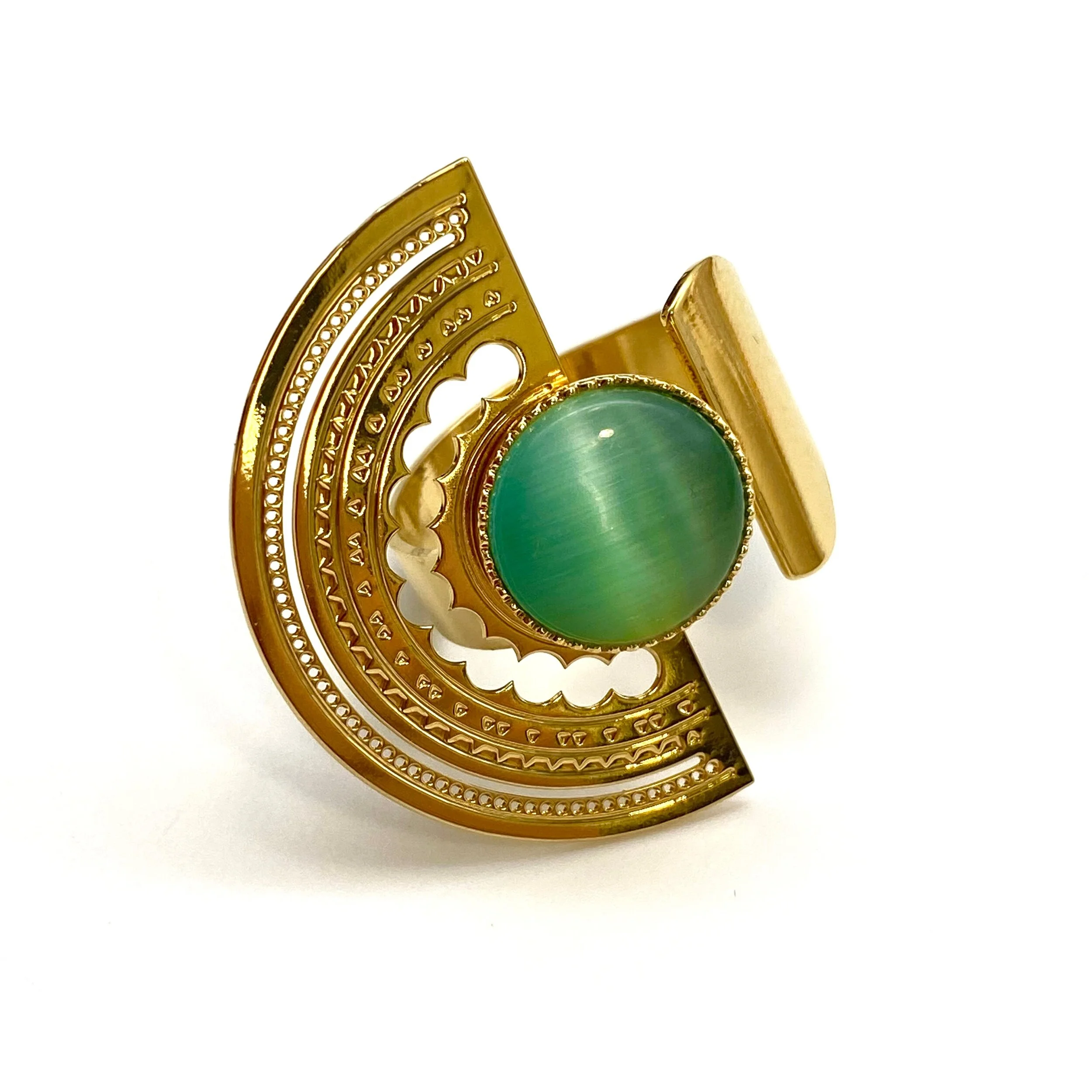 A3951039-1B95-4ED1-880D-2D7E276F60A6